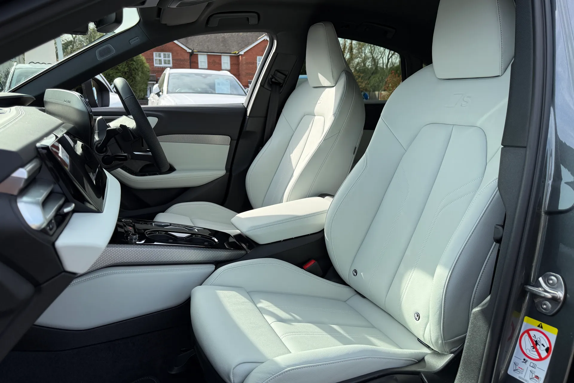 Audi A5 thumbnail image number 36