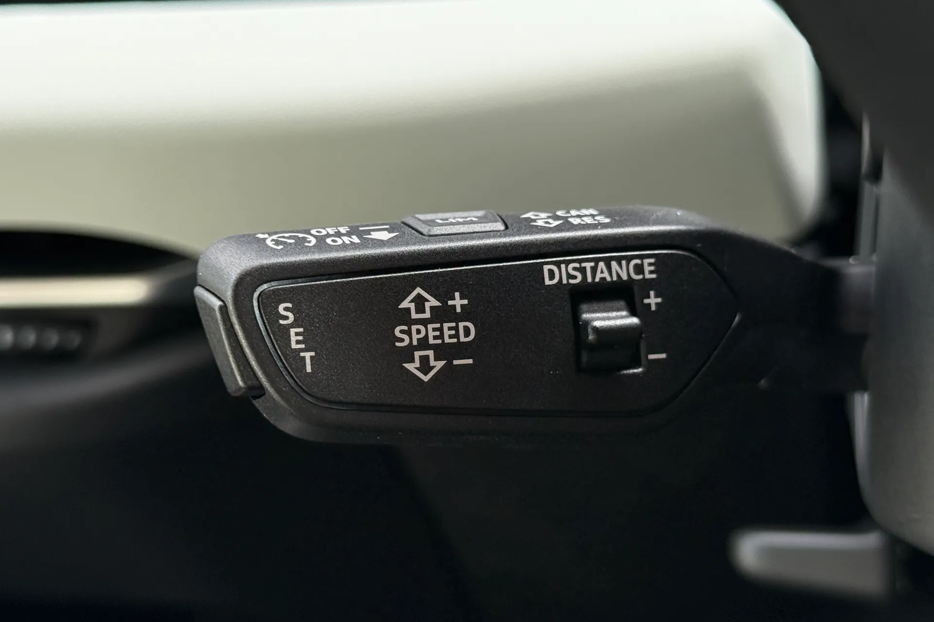 Audi A5 thumbnail image number 23