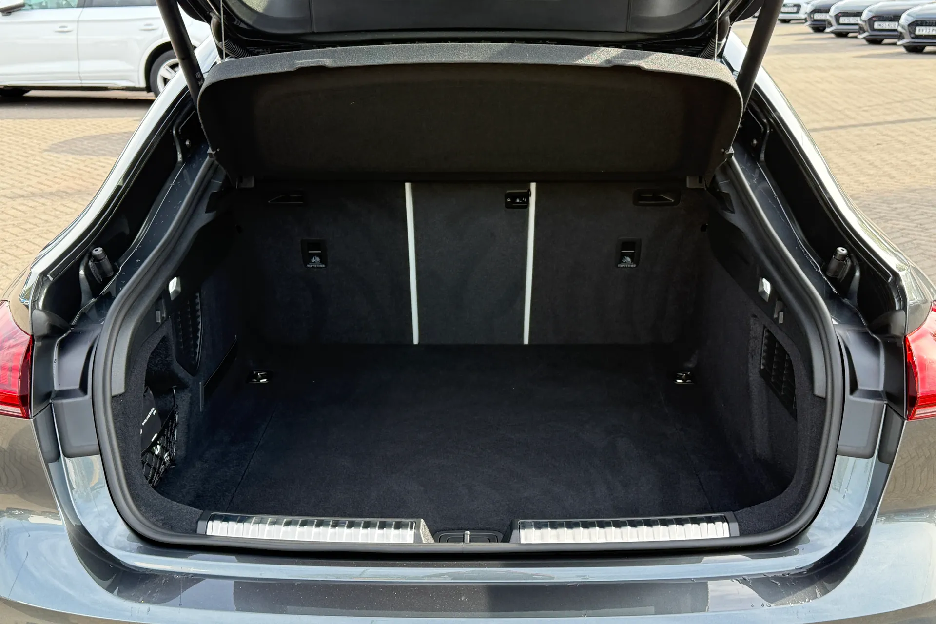 Audi A5 thumbnail image number 41