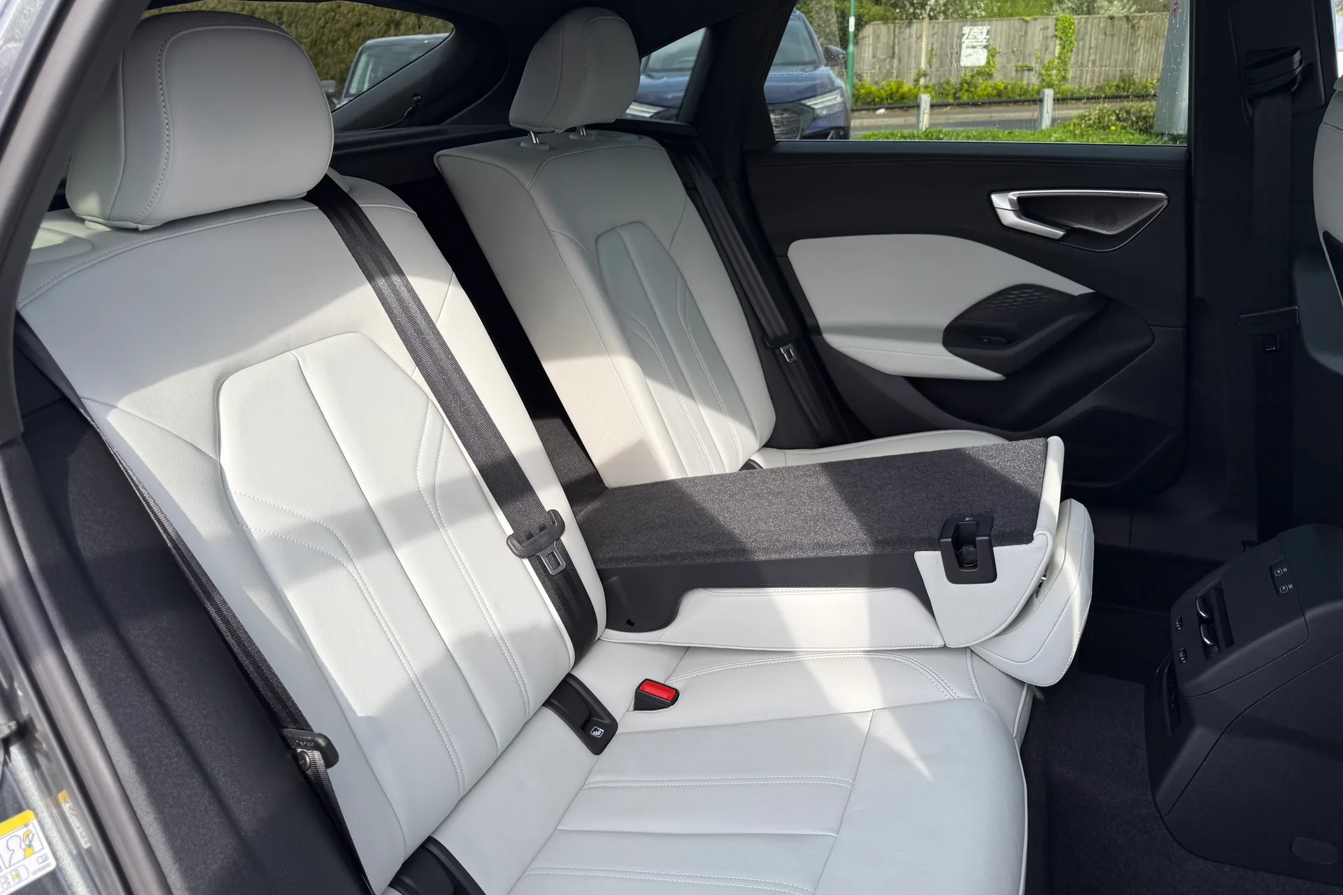 Audi A5 thumbnail image number 54