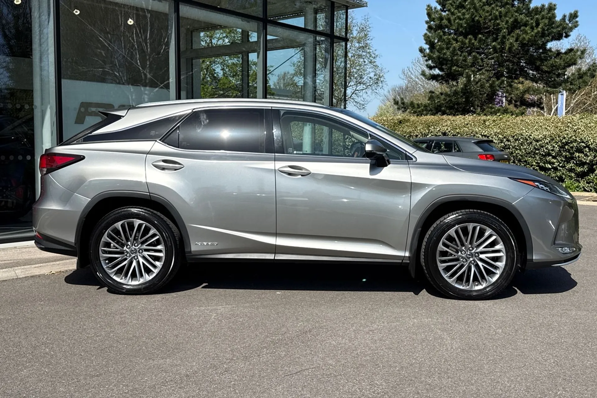 LEXUS RX thumbnail image number 2