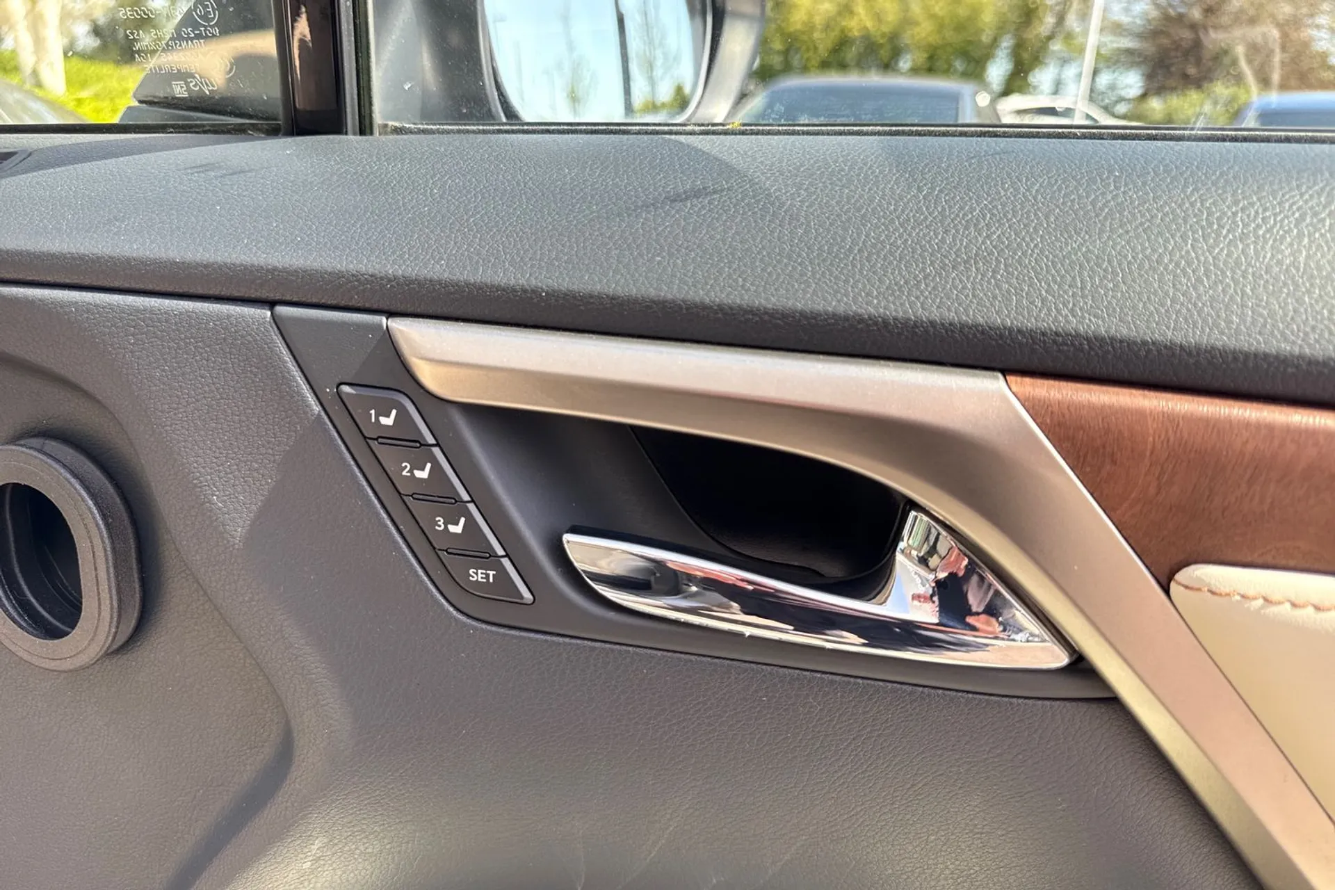 LEXUS RX thumbnail image number 33