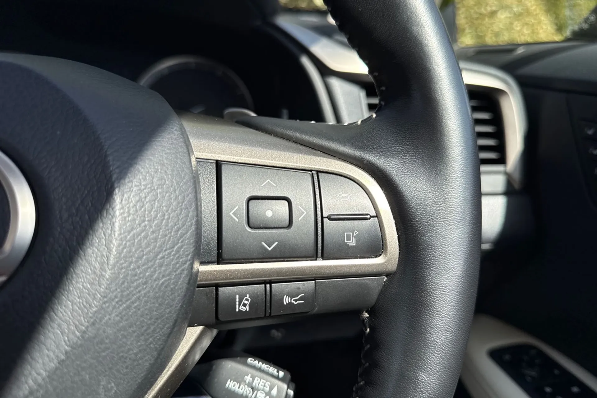 LEXUS RX thumbnail image number 53