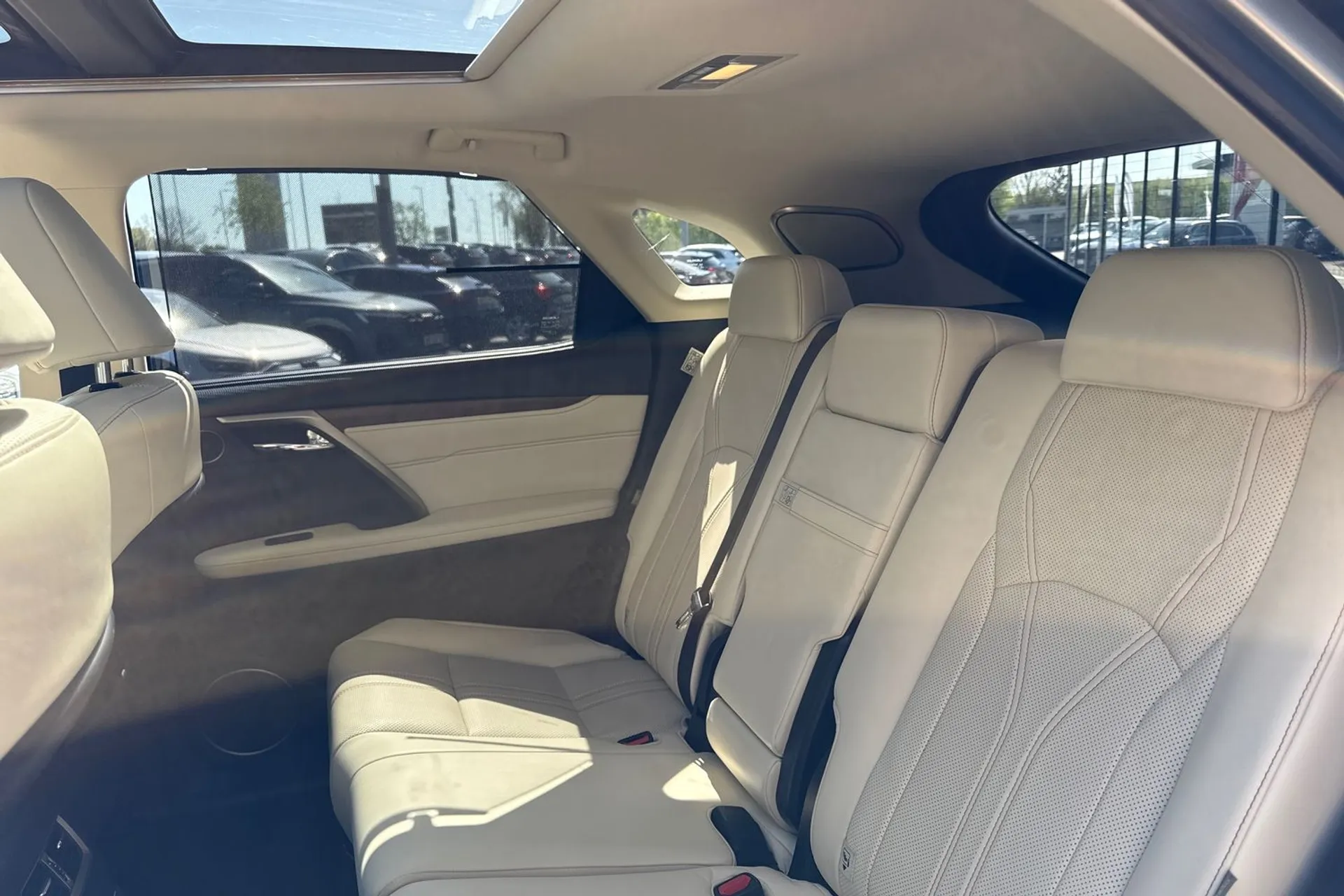 LEXUS RX thumbnail image number 45