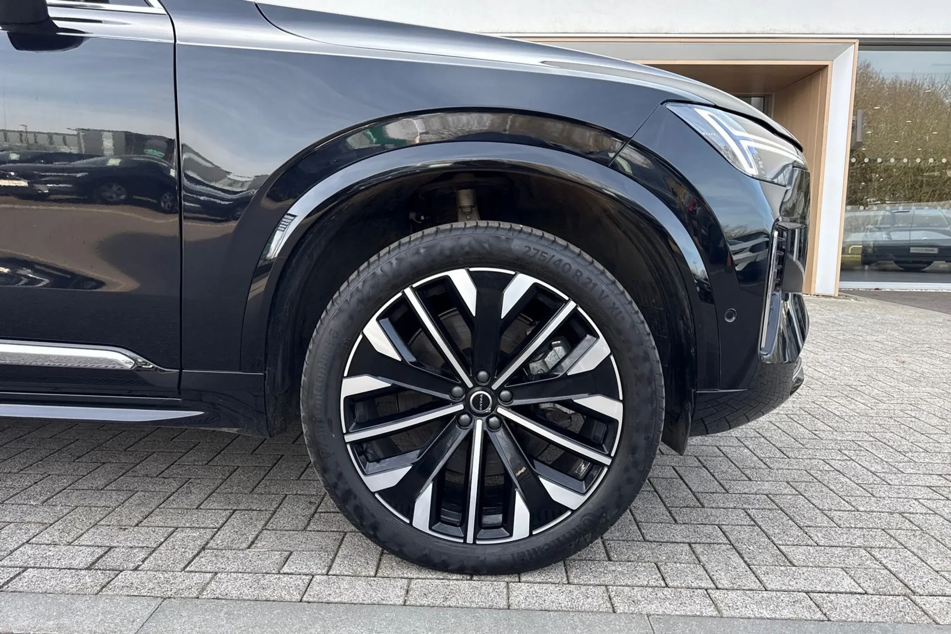 Volvo XC90 thumbnail image number 16