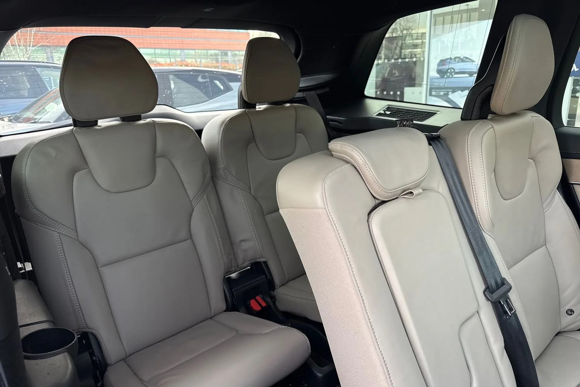 Volvo XC90 thumbnail image number 7