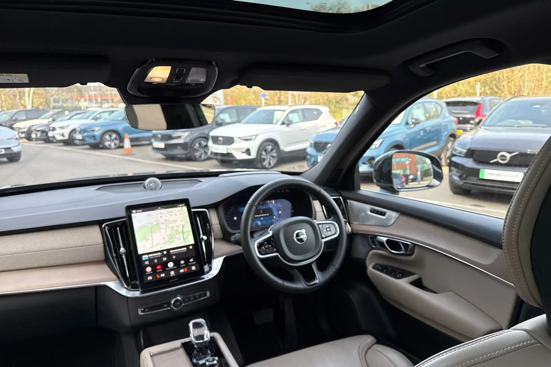 Volvo XC90 thumbnail image number 35