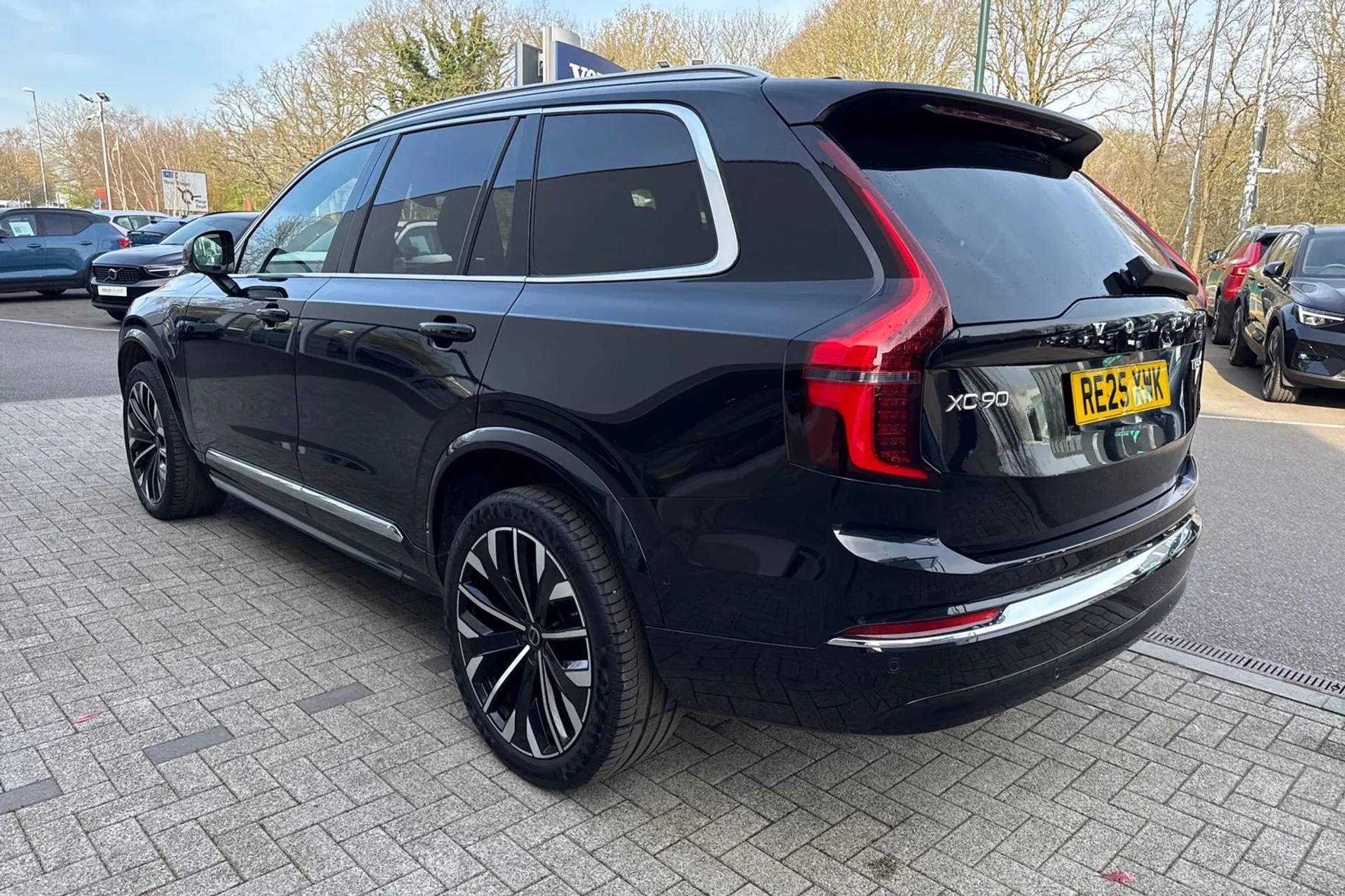 Volvo XC90 thumbnail image number 12