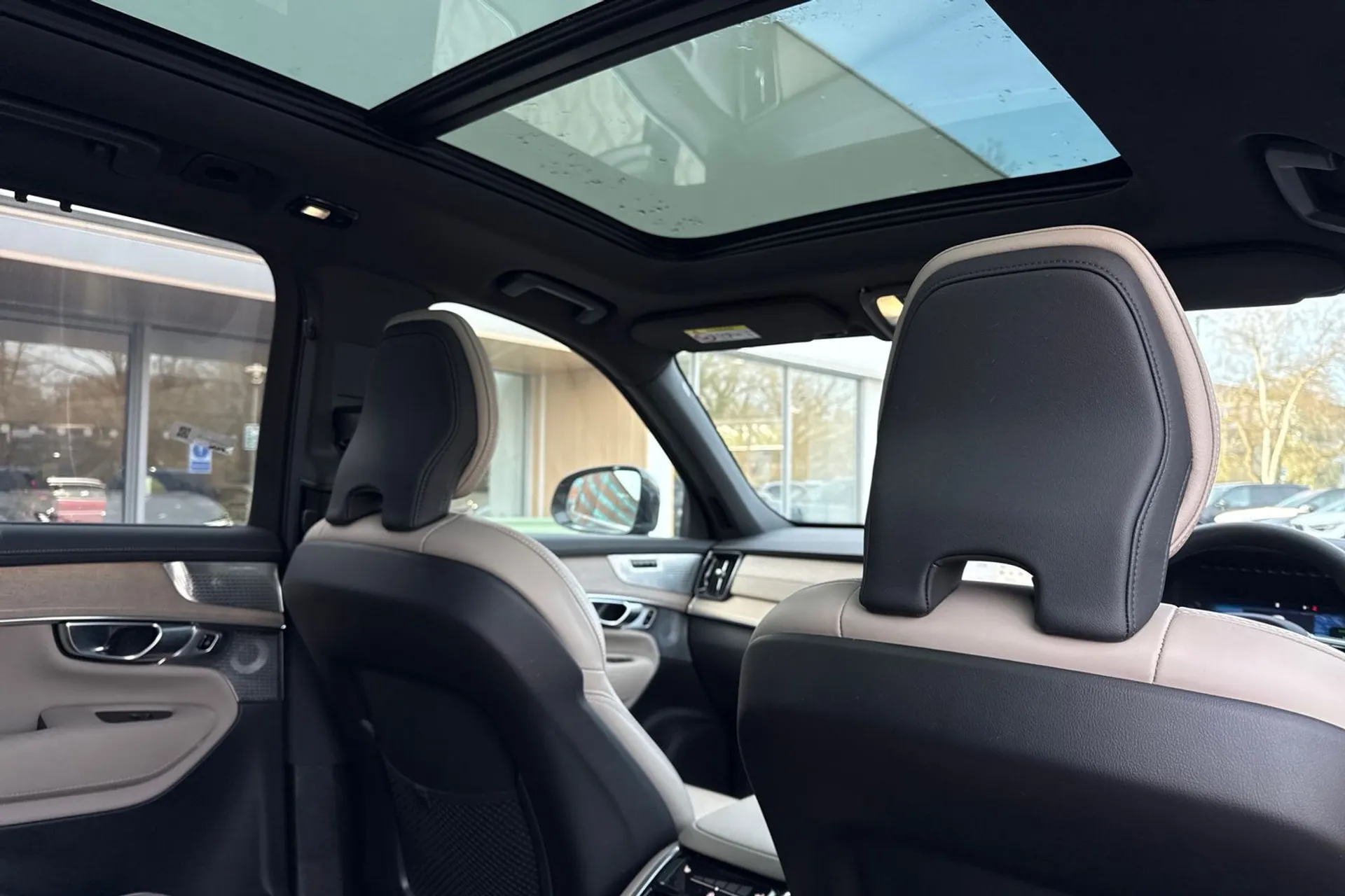 Volvo XC90 thumbnail image number 26