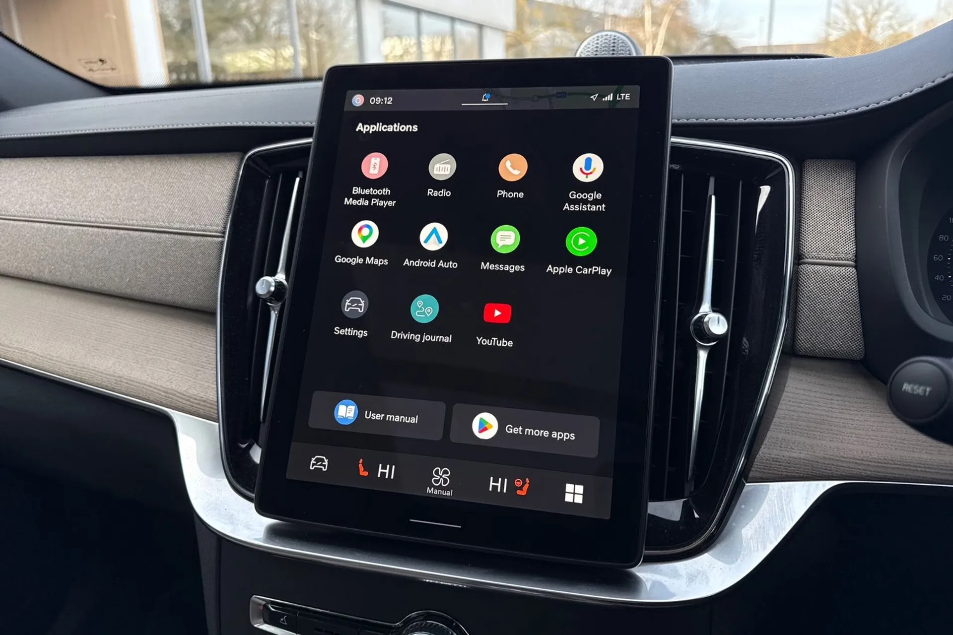 Volvo XC90 thumbnail image number 43