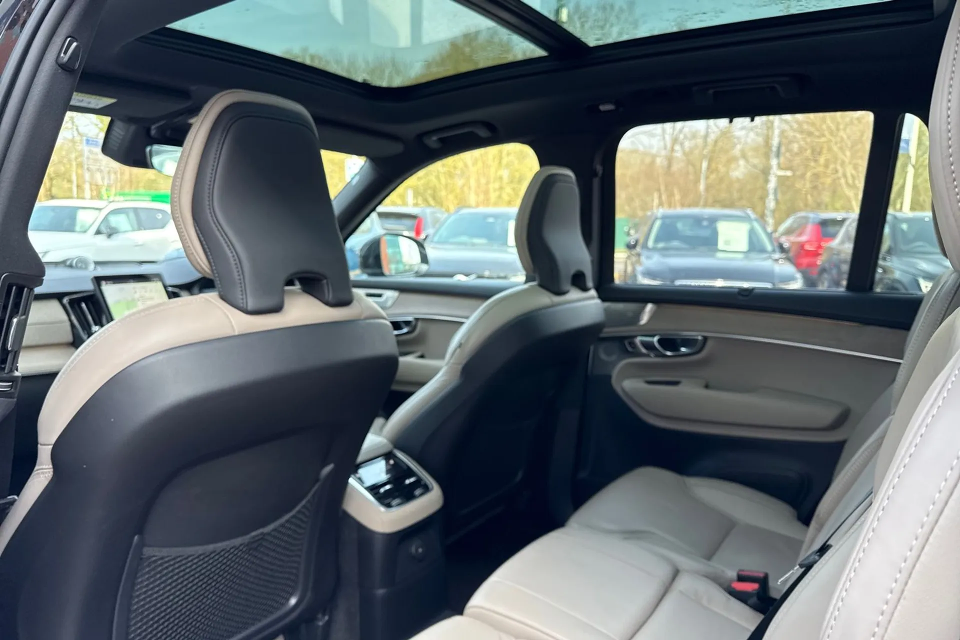 Volvo XC90 thumbnail image number 33