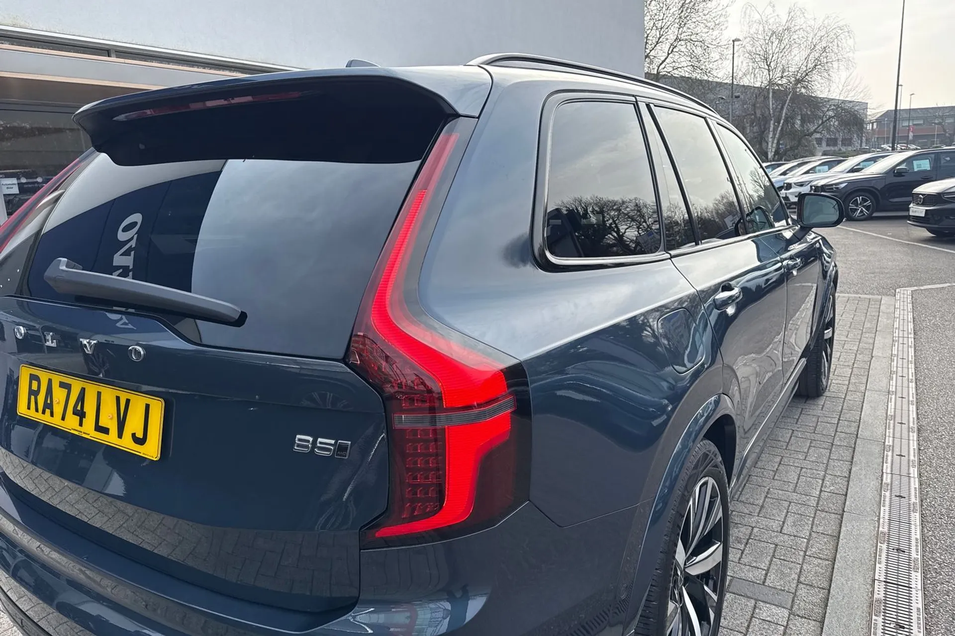 Volvo XC90 thumbnail image number 16