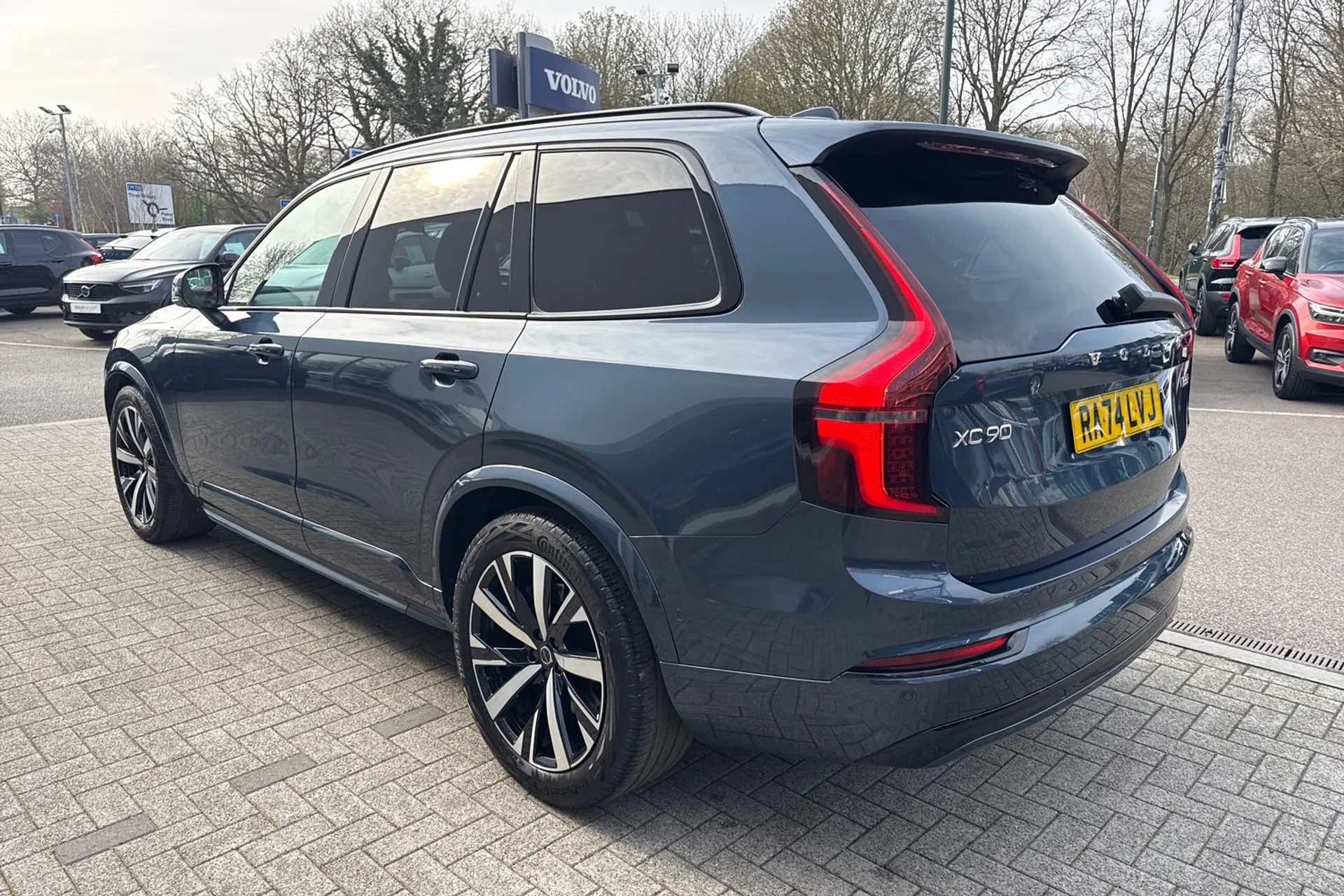 Volvo XC90 thumbnail image number 11