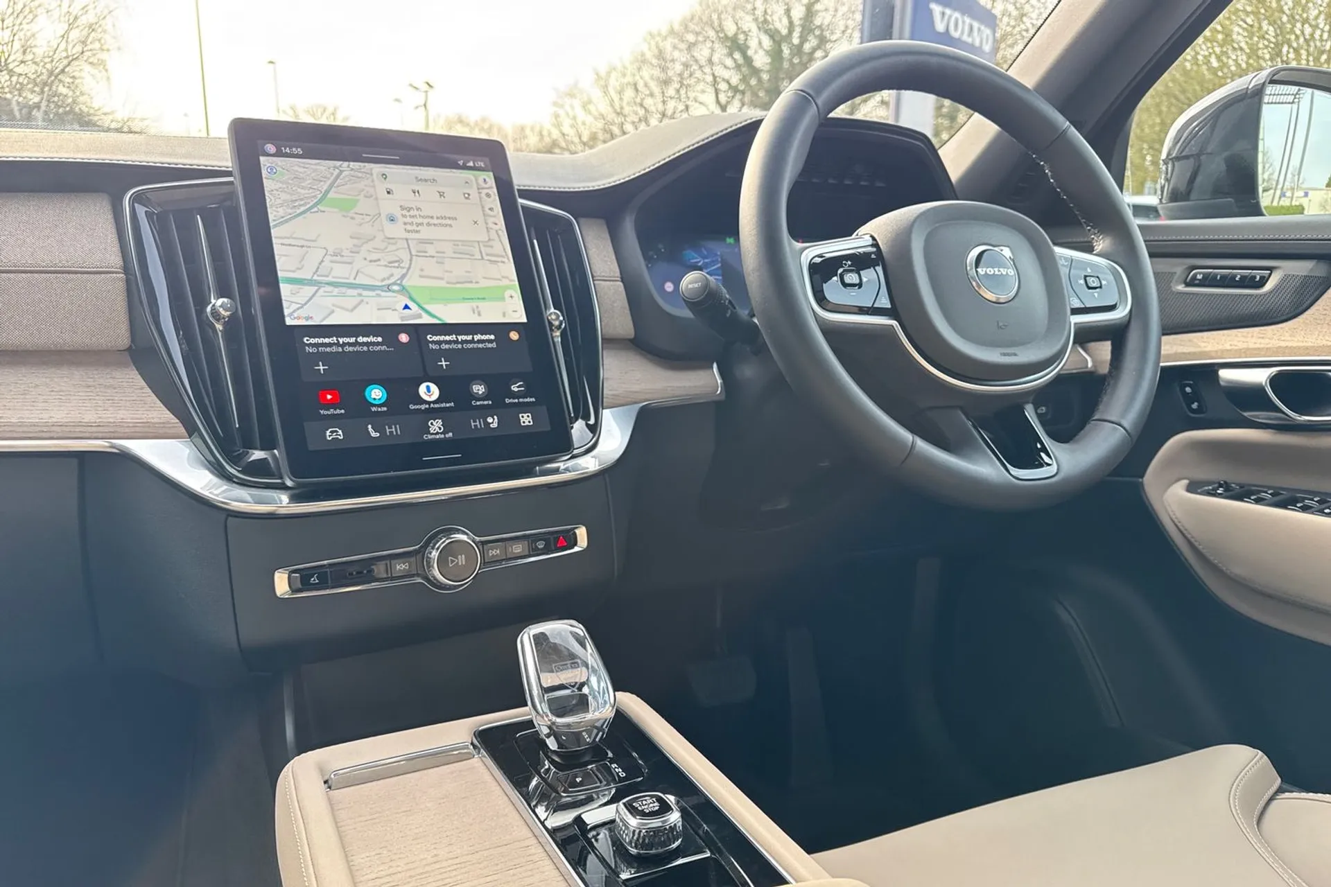 Volvo XC90 thumbnail image number 37