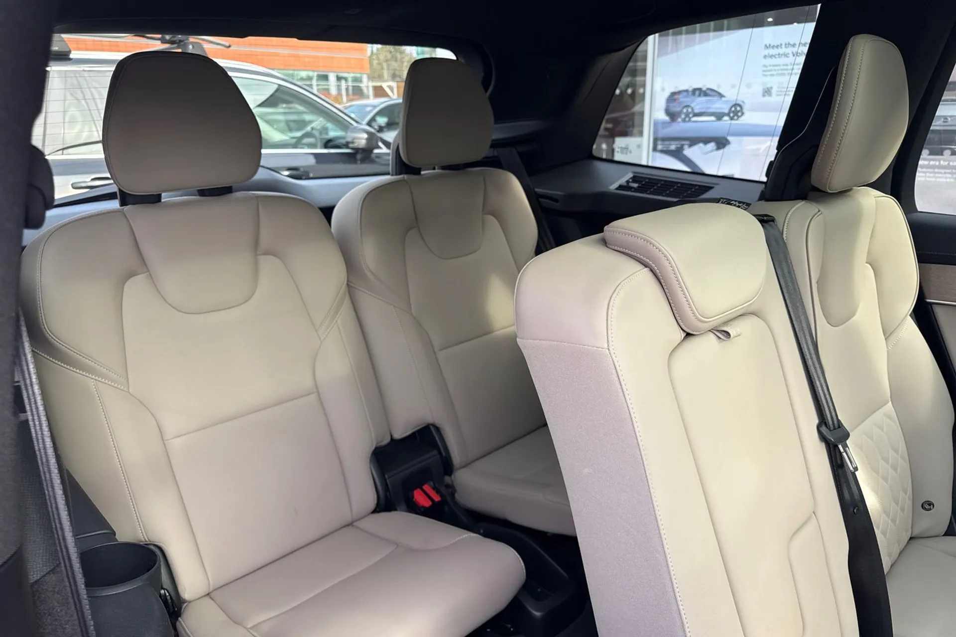 Volvo XC90 thumbnail image number 7