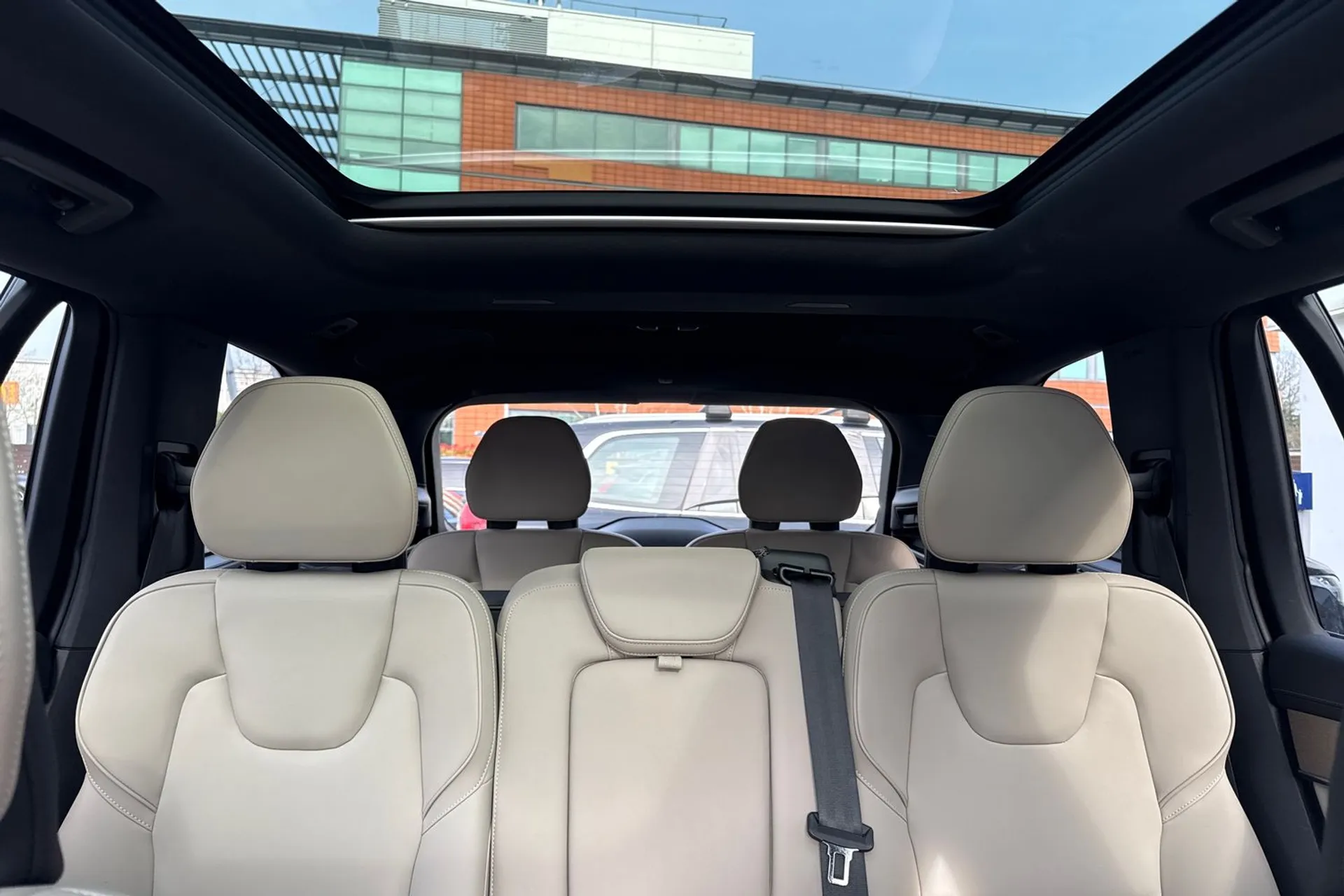 Volvo XC90 thumbnail image number 6