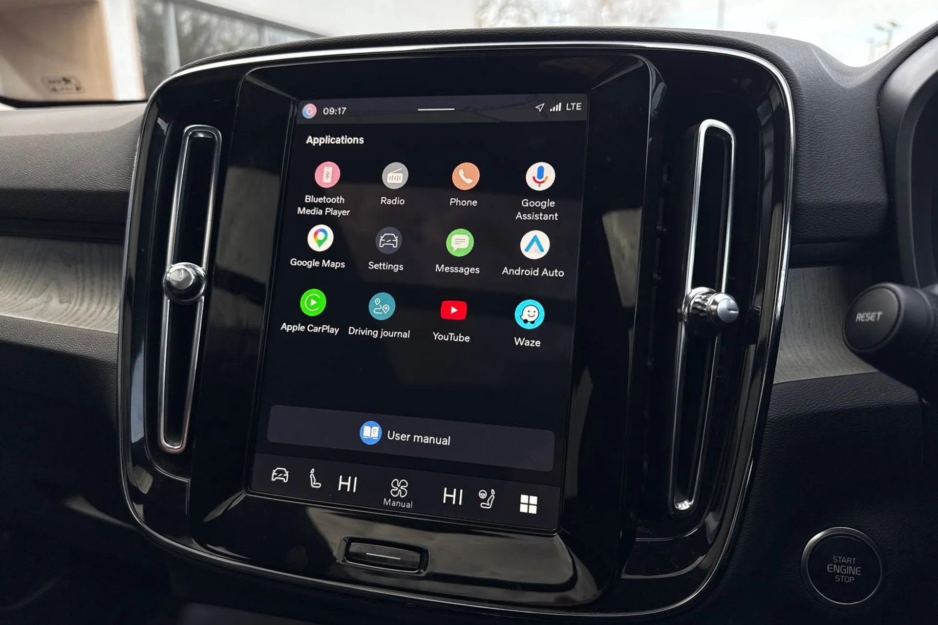 Volvo XC40 thumbnail image number 41