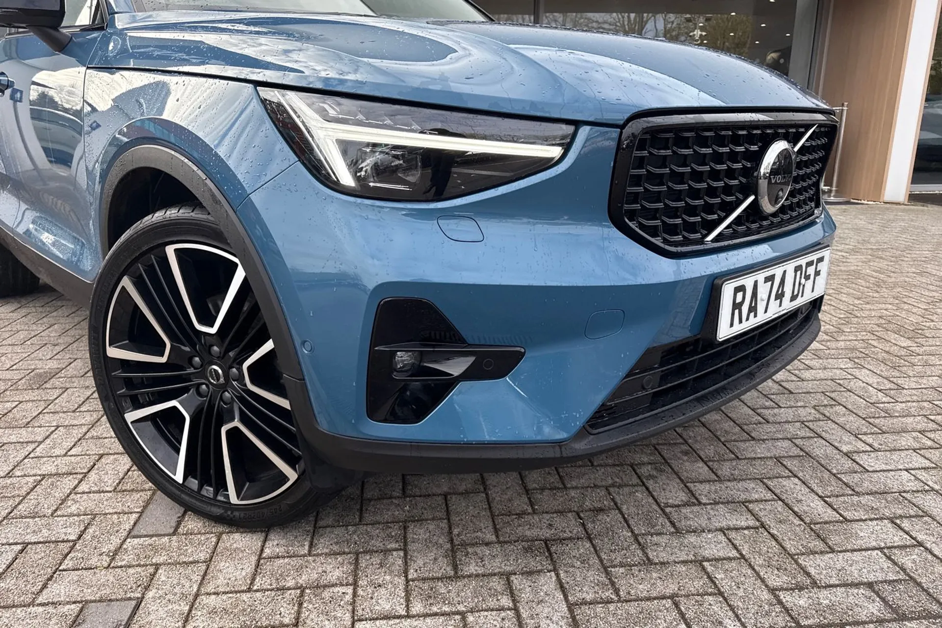 Volvo XC40 thumbnail image number 7