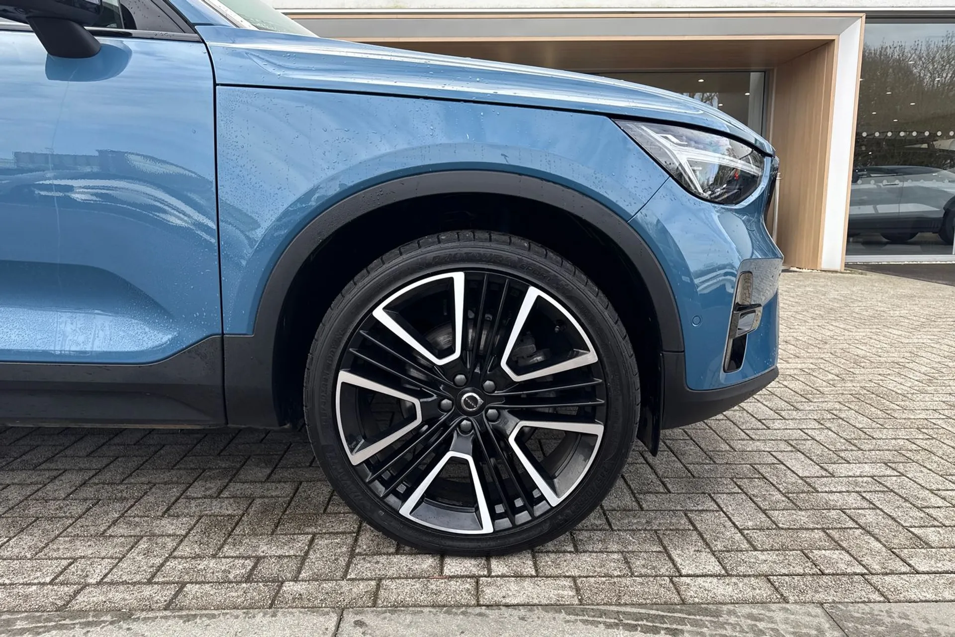 Volvo XC40 thumbnail image number 14