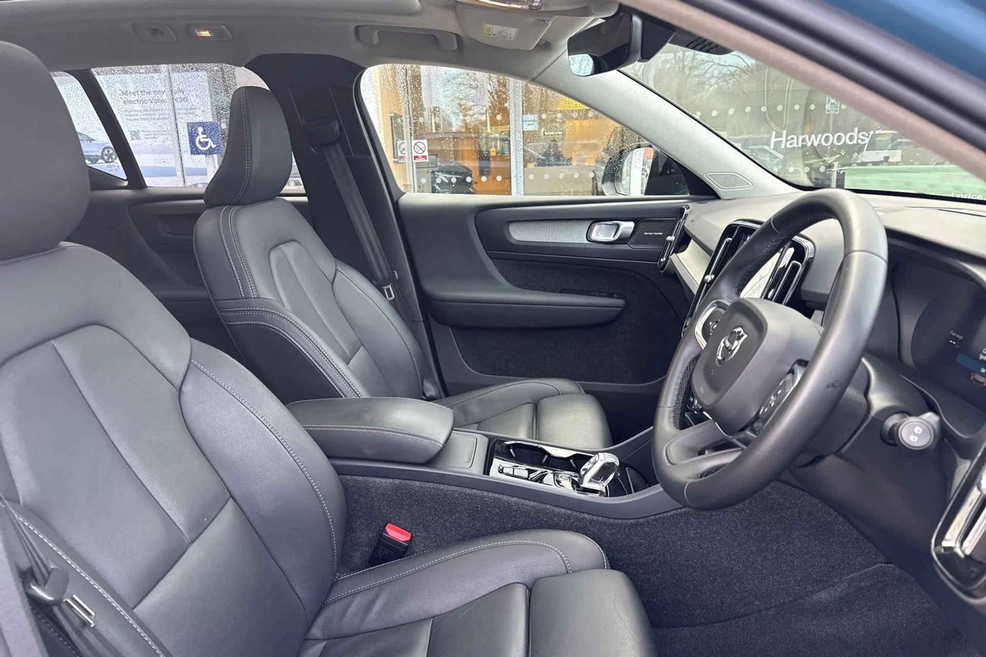 Volvo XC40 thumbnail image number 26