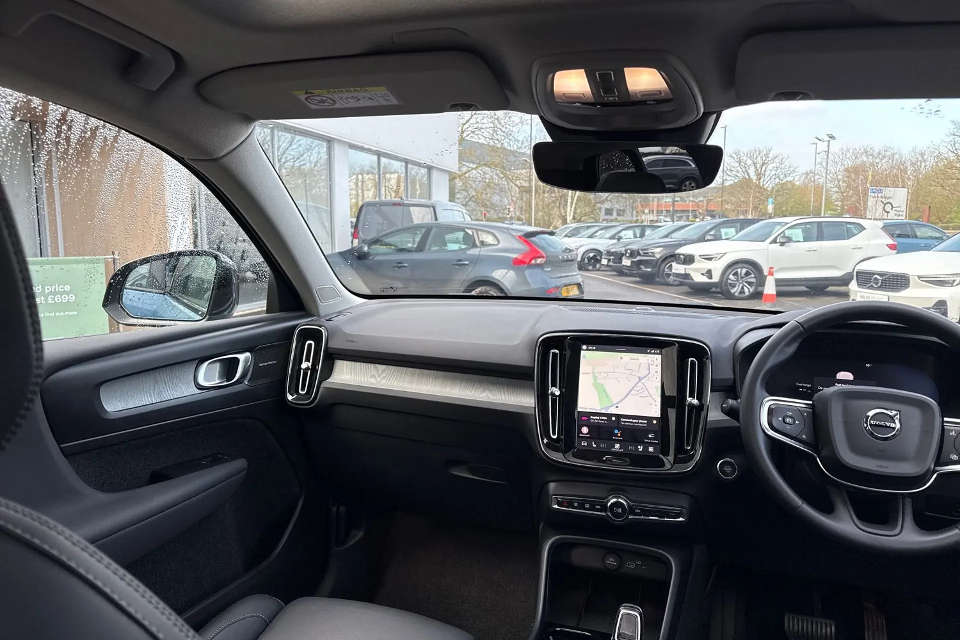 Volvo XC40 thumbnail image number 32