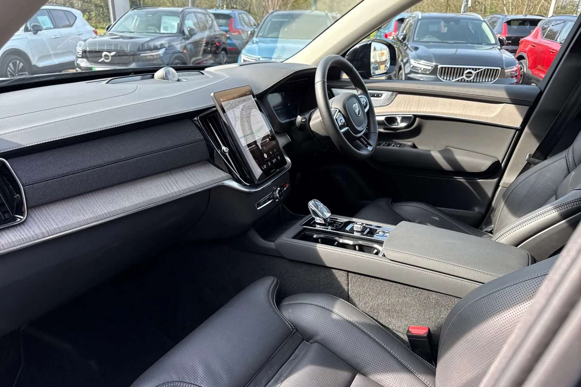 Volvo XC90 thumbnail image number 28