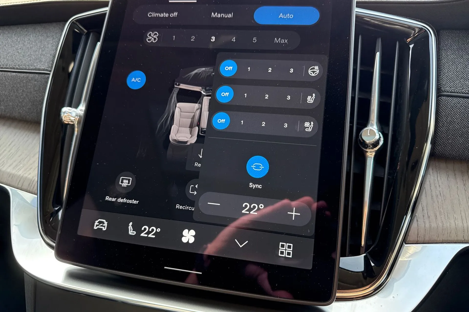 Volvo XC90 thumbnail image number 40