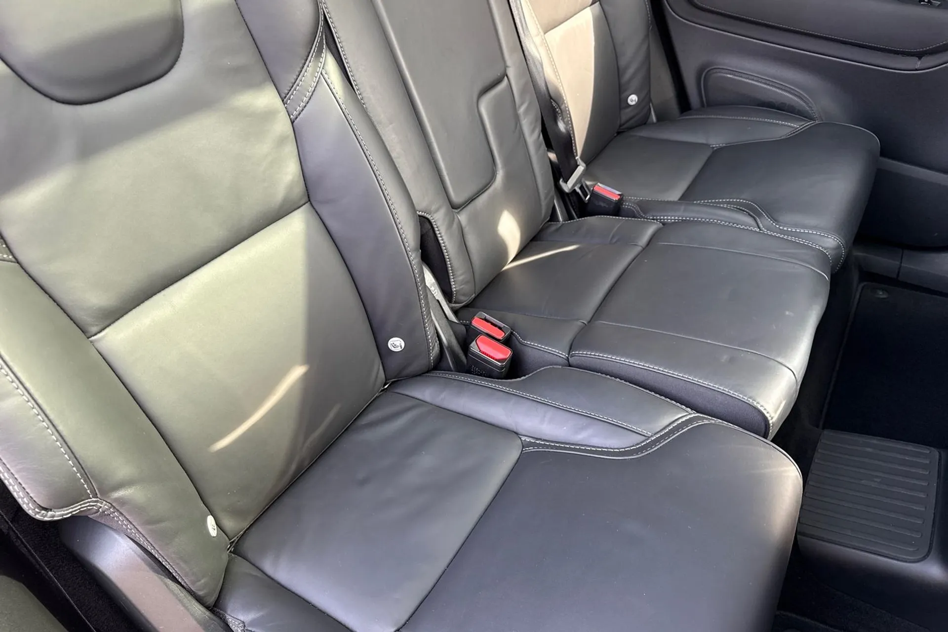 Volvo XC90 thumbnail image number 25