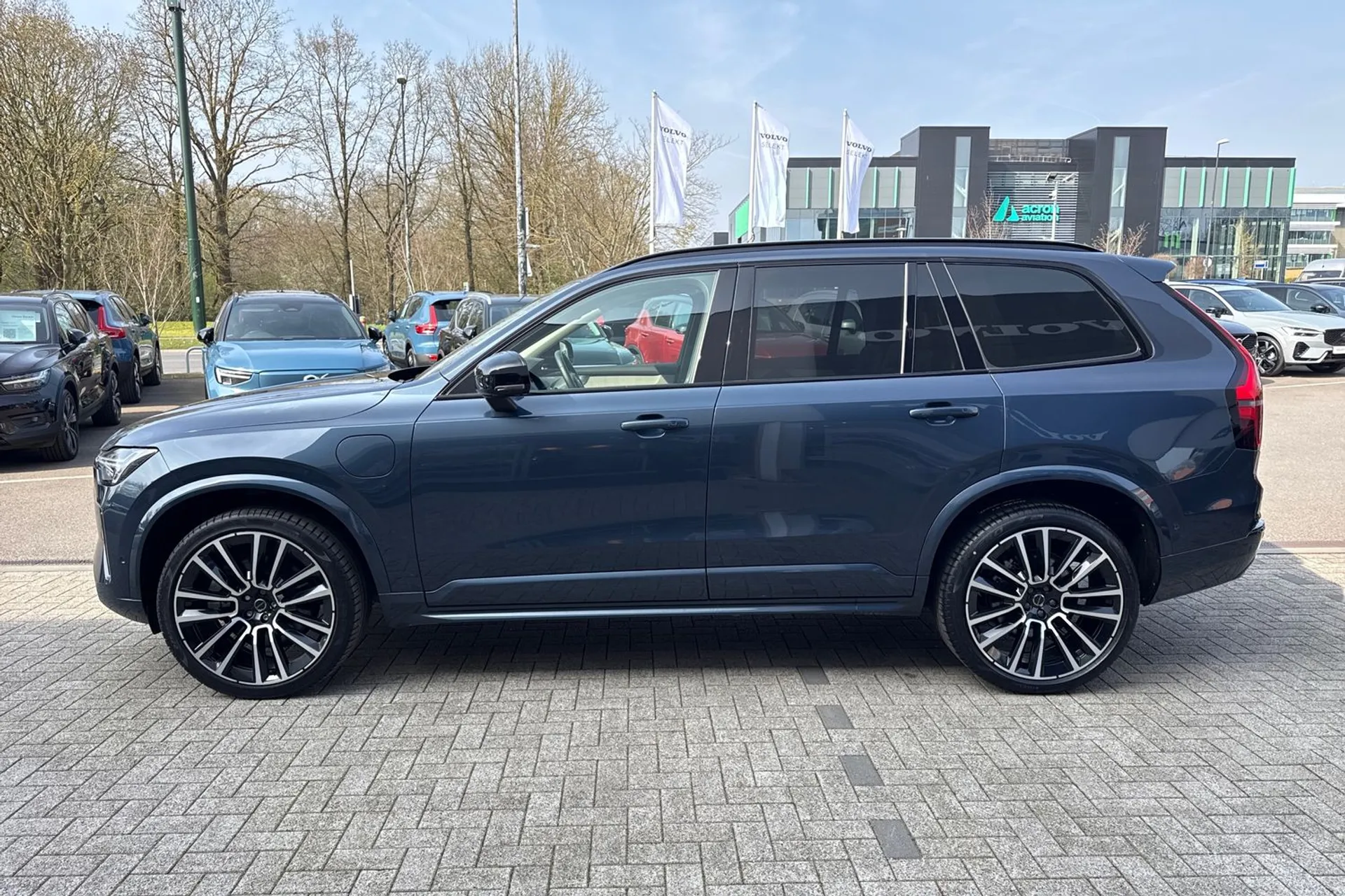 Volvo XC90 thumbnail image number 11