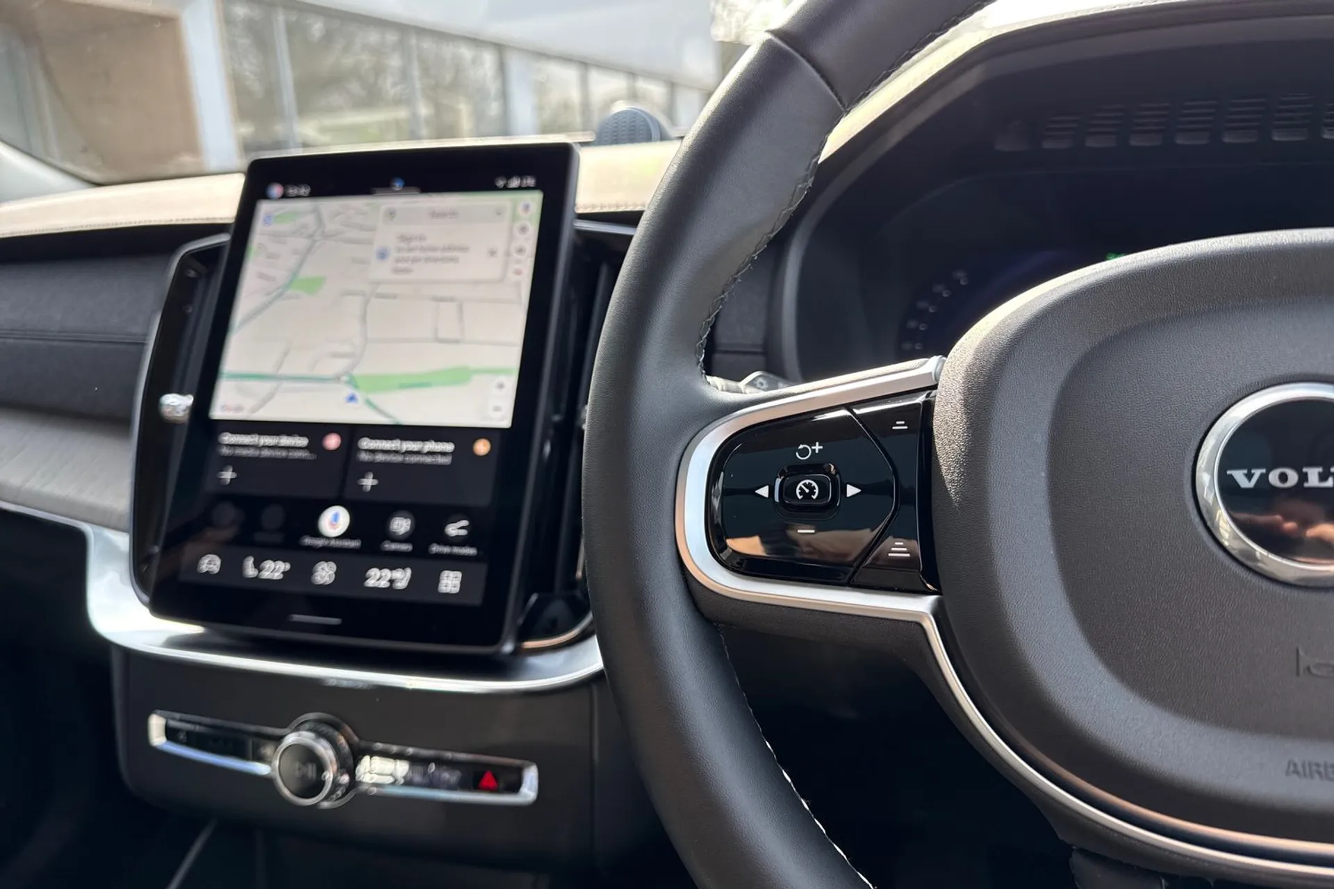 Volvo XC90 thumbnail image number 36