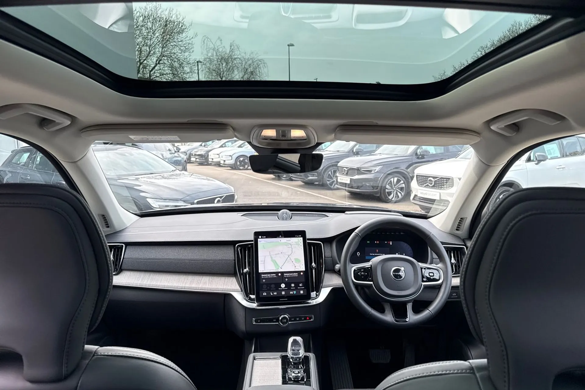 Volvo XC90 thumbnail image number 3