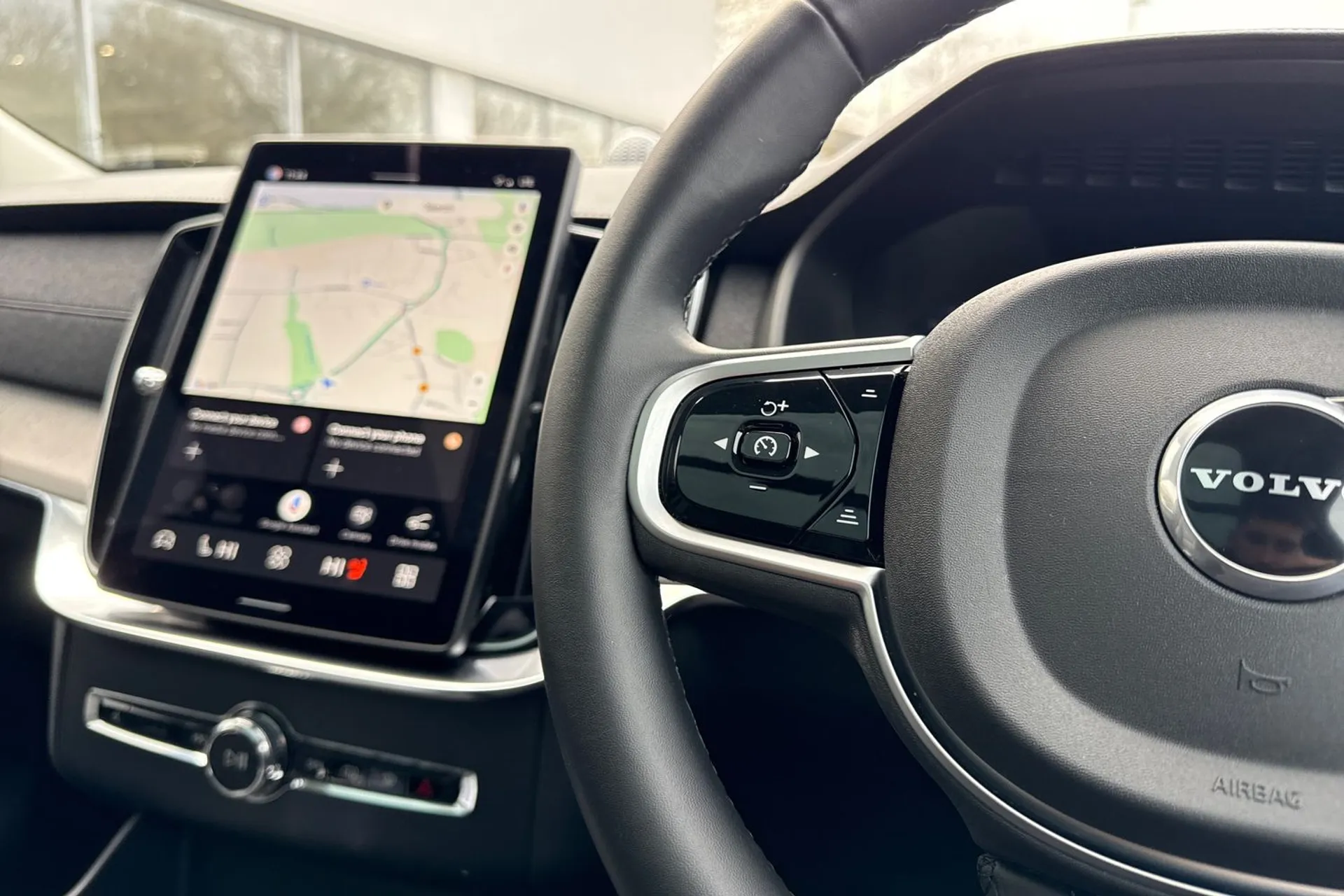 Volvo XC90 thumbnail image number 38