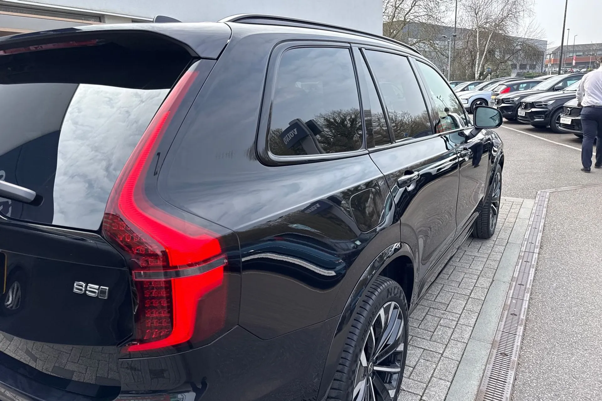 Volvo XC90 thumbnail image number 16