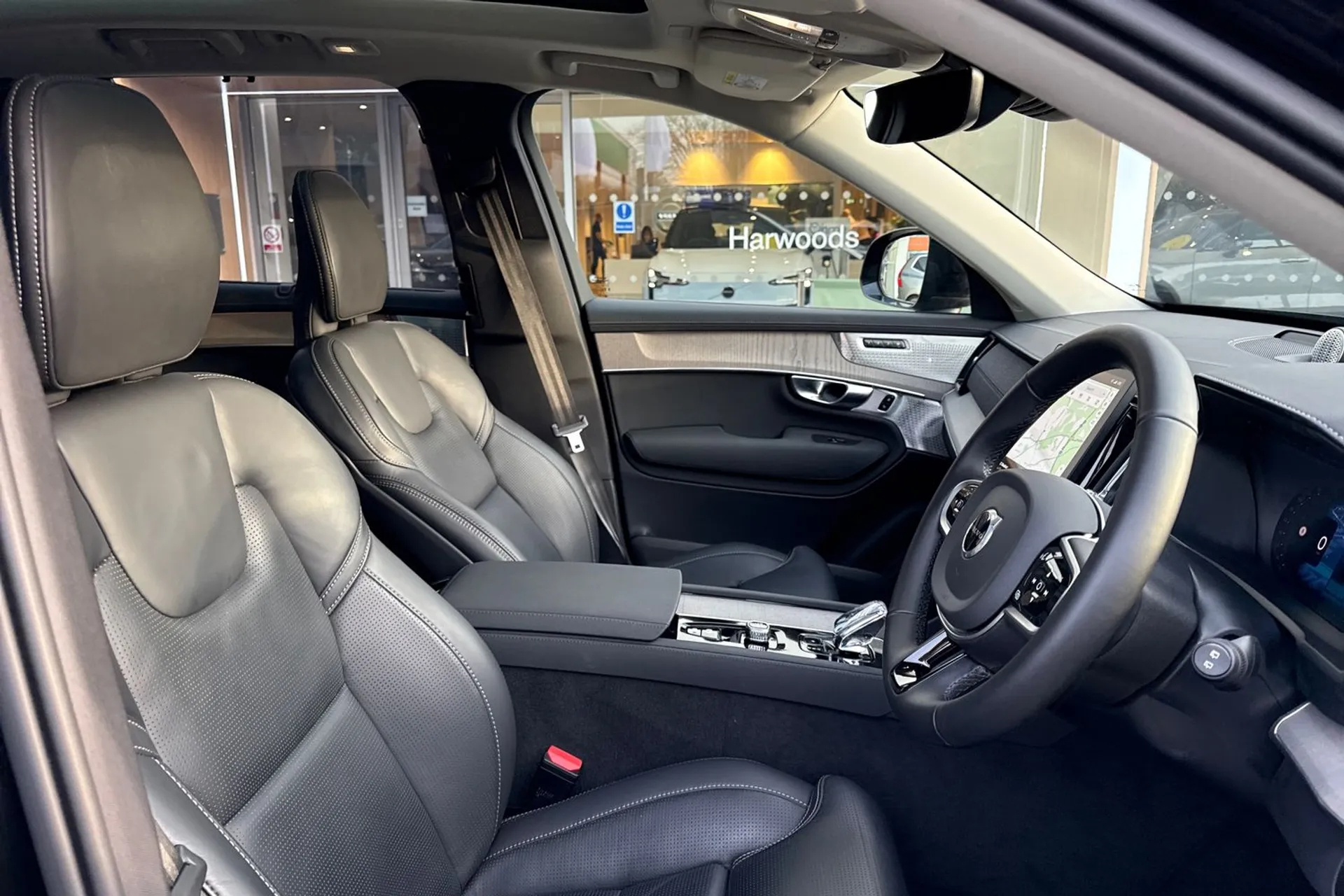 Volvo XC90 thumbnail image number 28