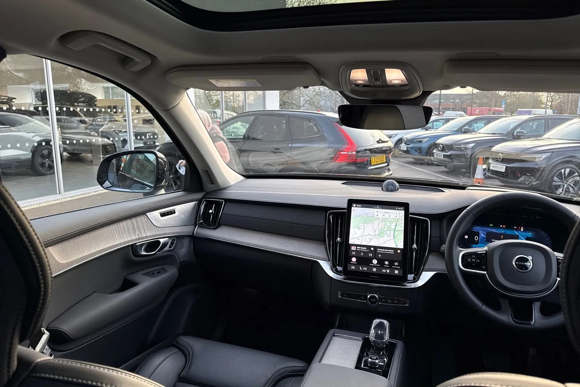 Volvo XC90 thumbnail image number 34