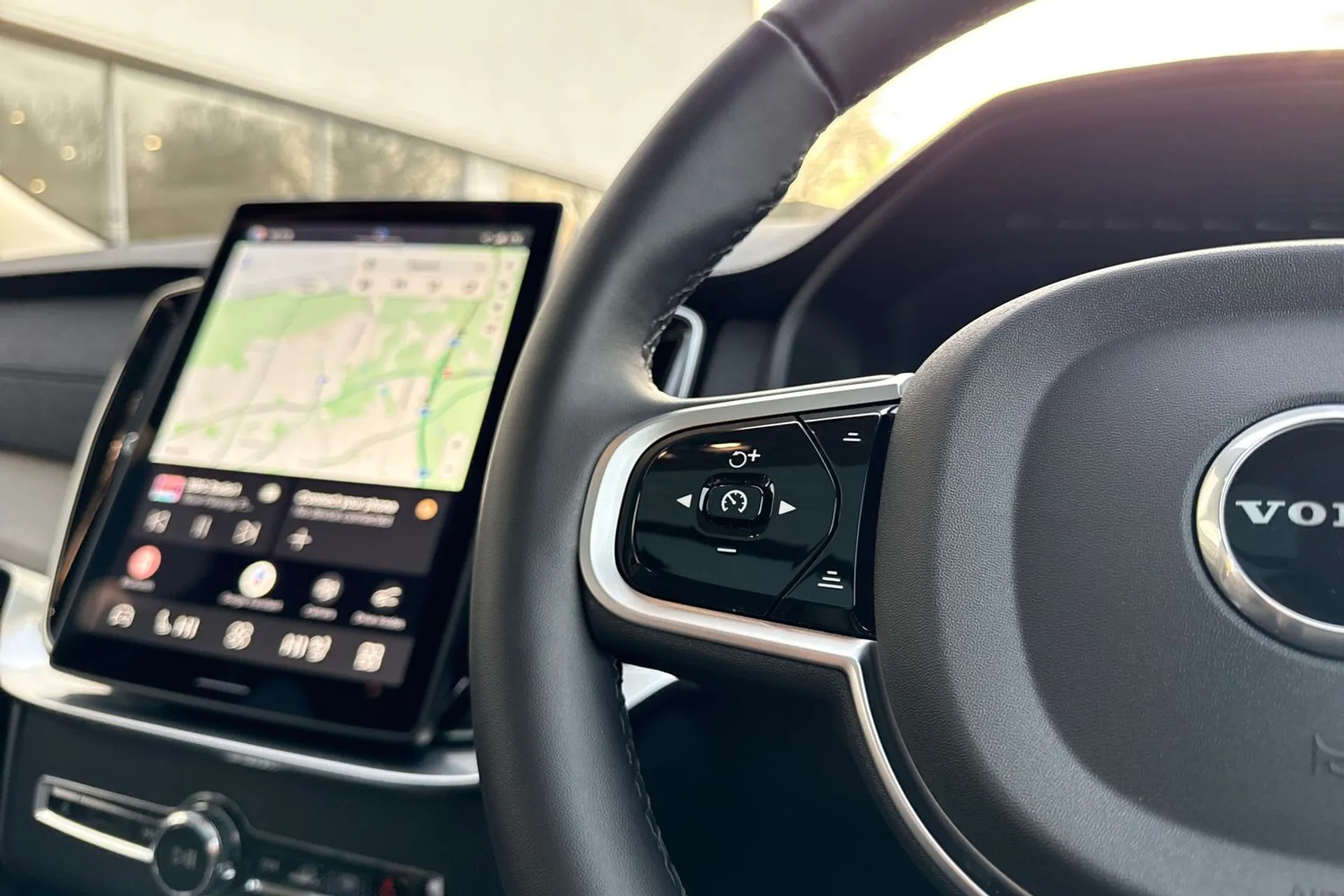 Volvo XC90 thumbnail image number 38