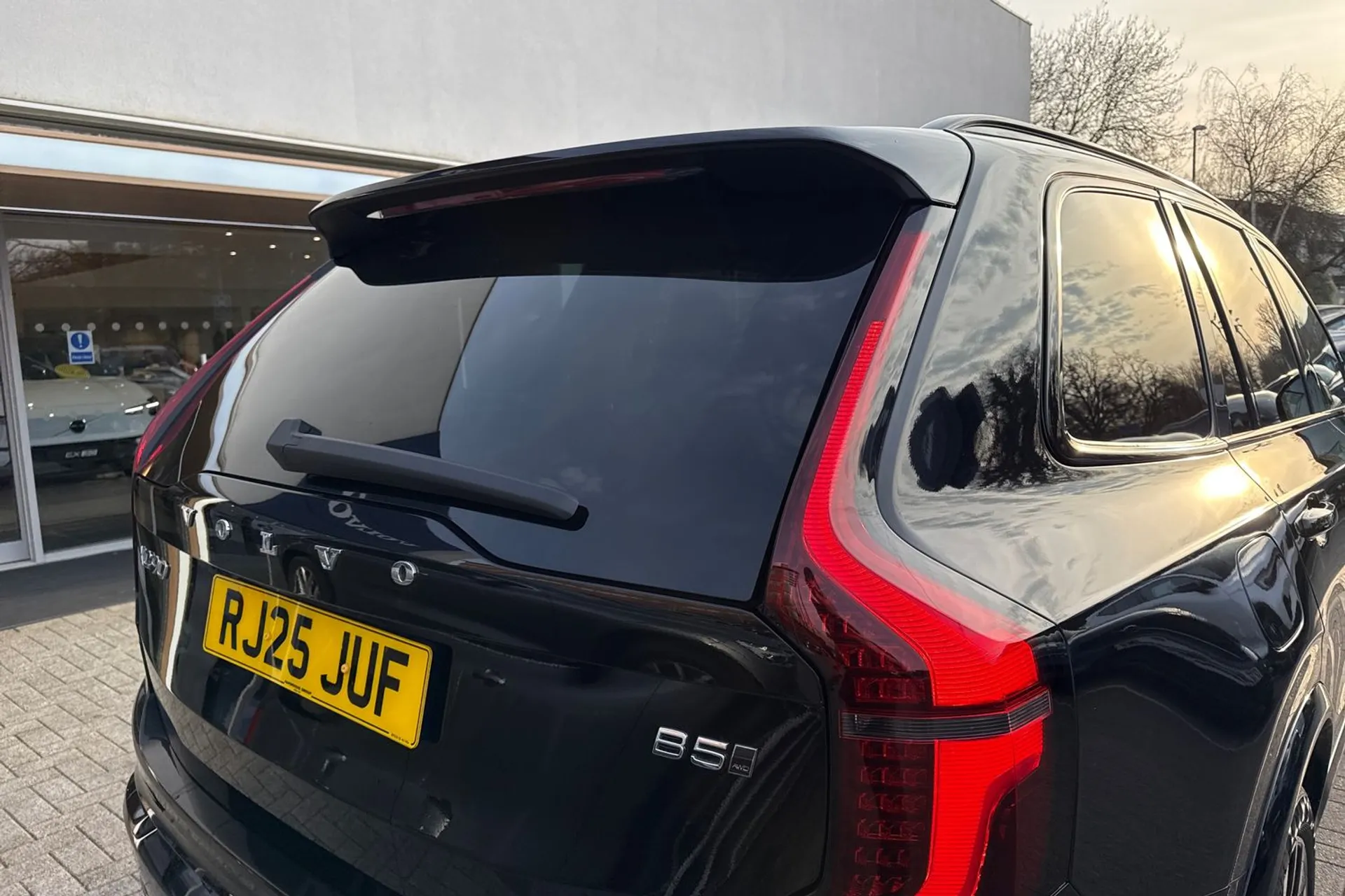 Volvo XC90 thumbnail image number 17