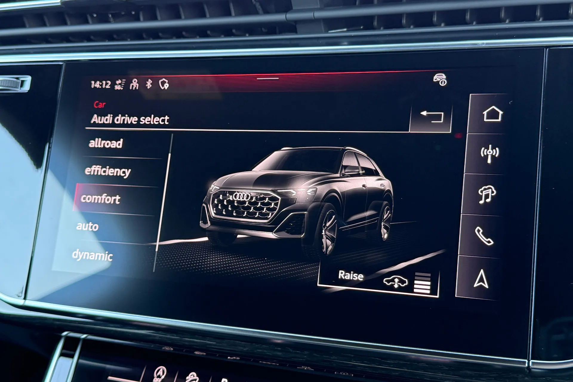 Audi Q8 thumbnail image number 8