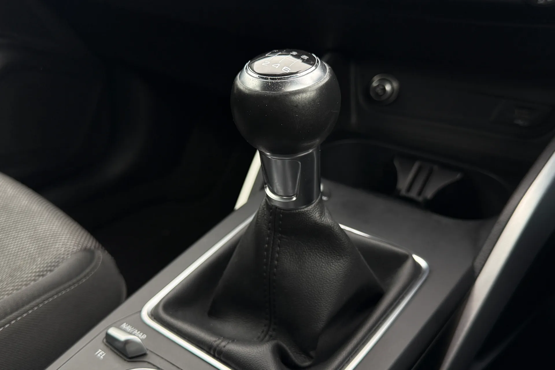 Audi Q2 thumbnail image number 30