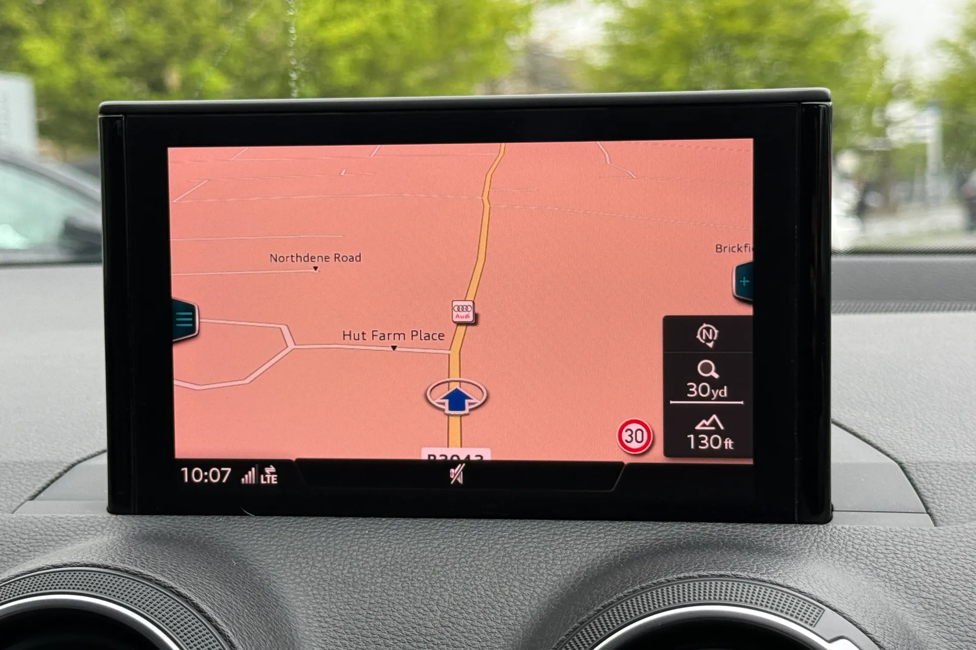 Audi Q2 thumbnail image number 4