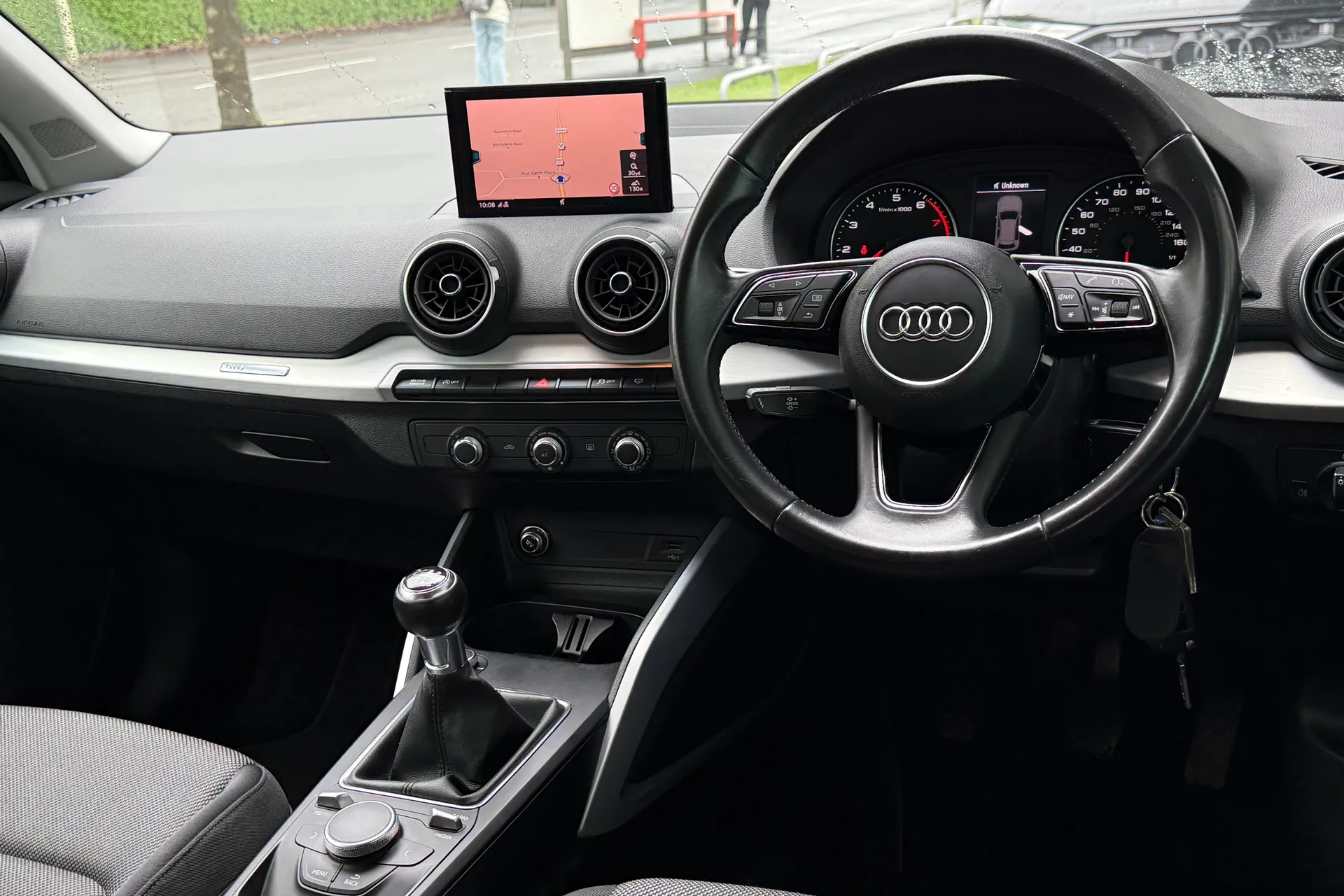 Audi Q2 thumbnail image number 35