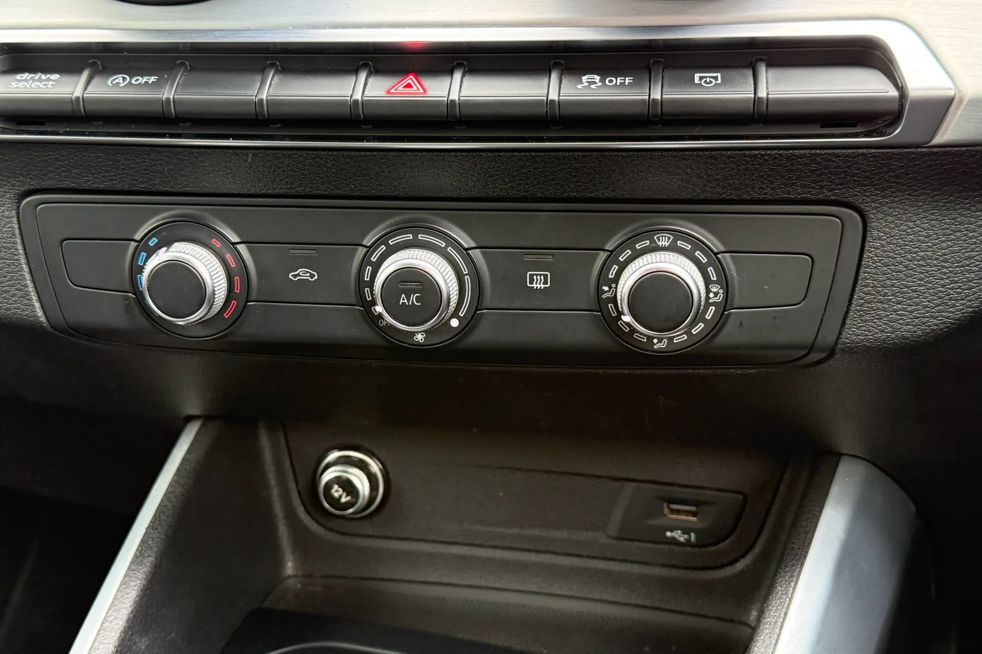 Audi Q2 thumbnail image number 22