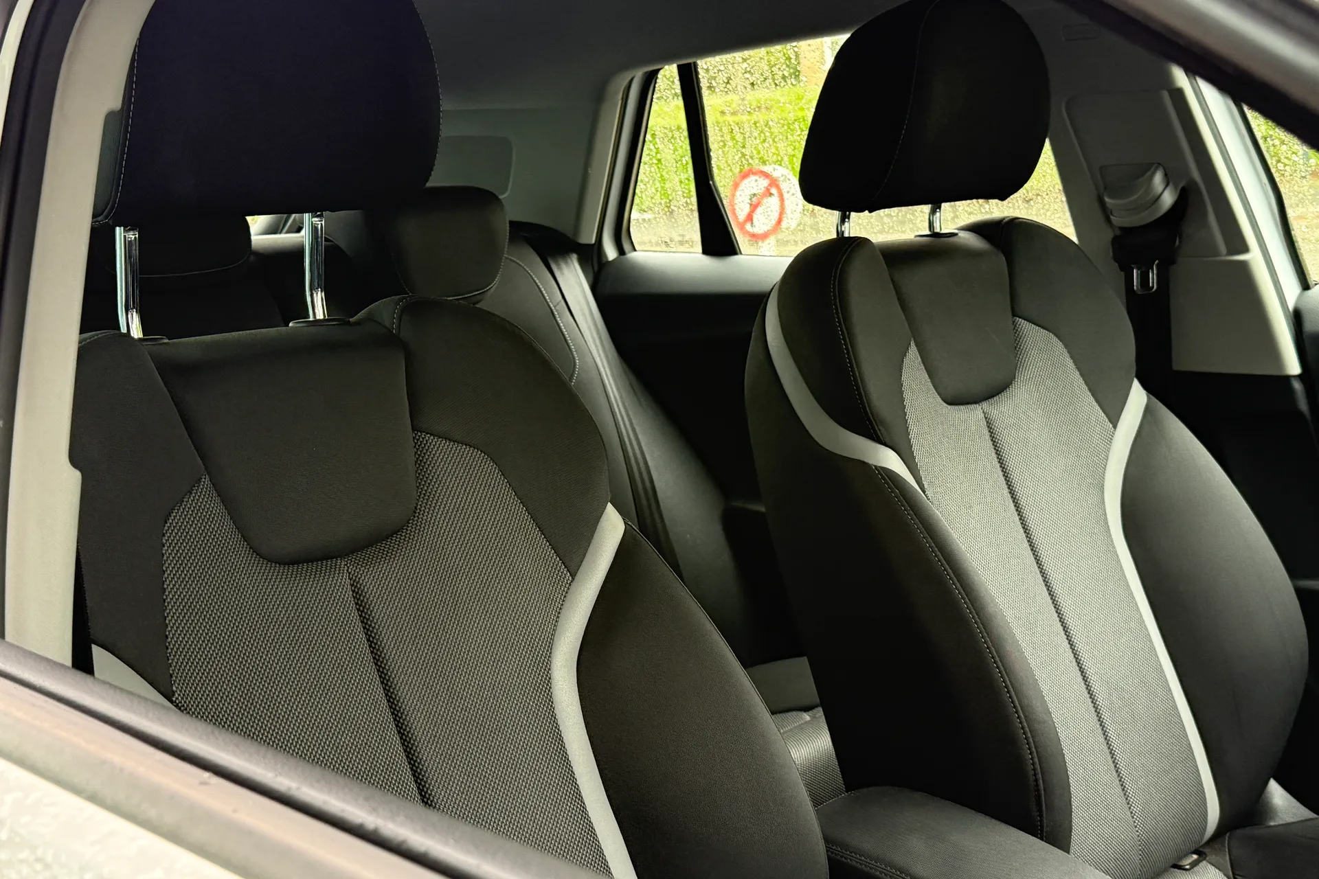 Audi Q2 thumbnail image number 33