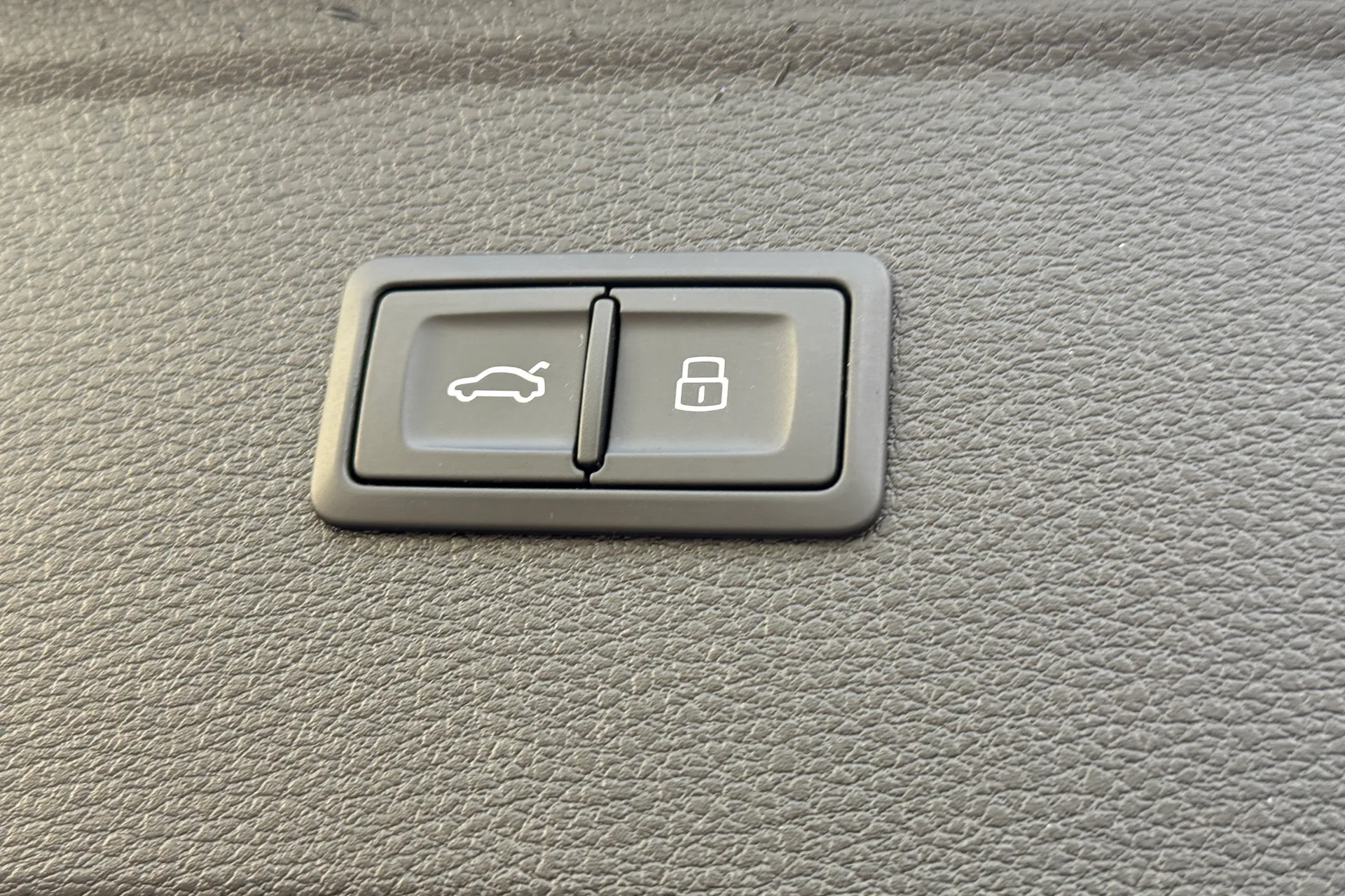 Audi Q5 thumbnail image number 40