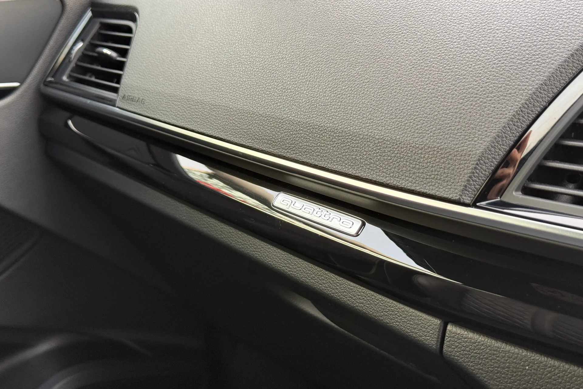 Audi Q5 thumbnail image number 19
