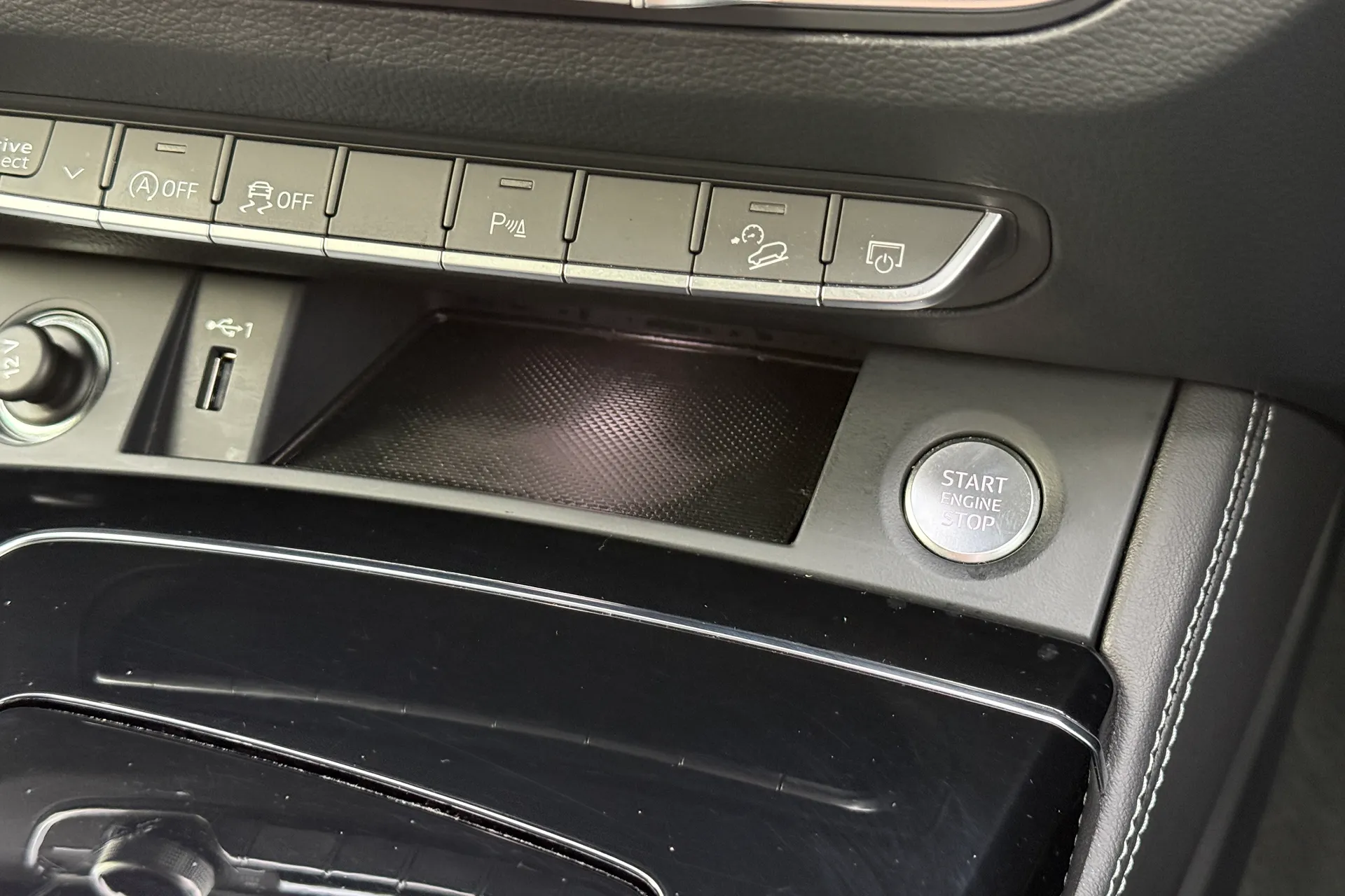 Audi Q5 thumbnail image number 17
