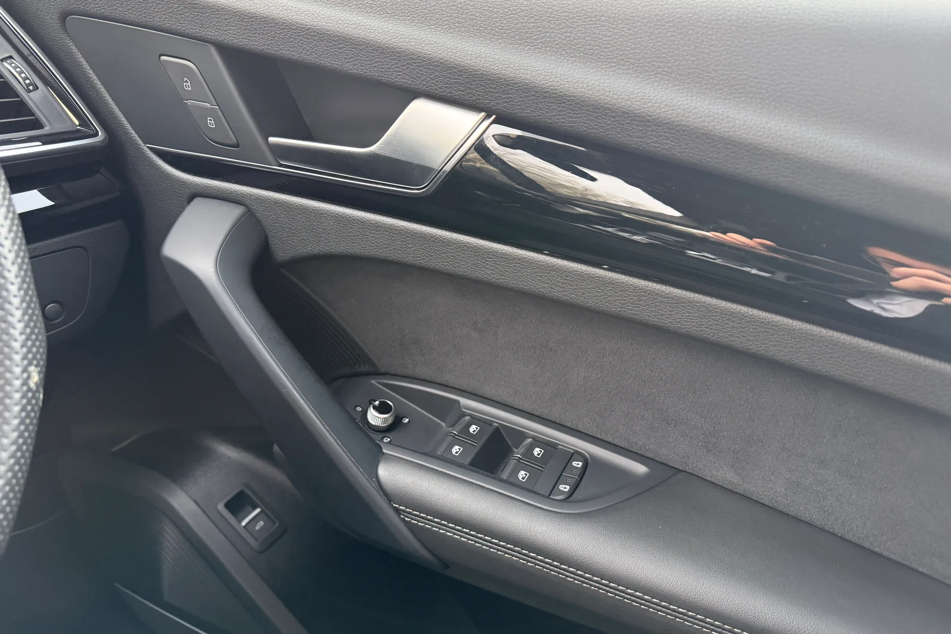 Audi Q5 thumbnail image number 18