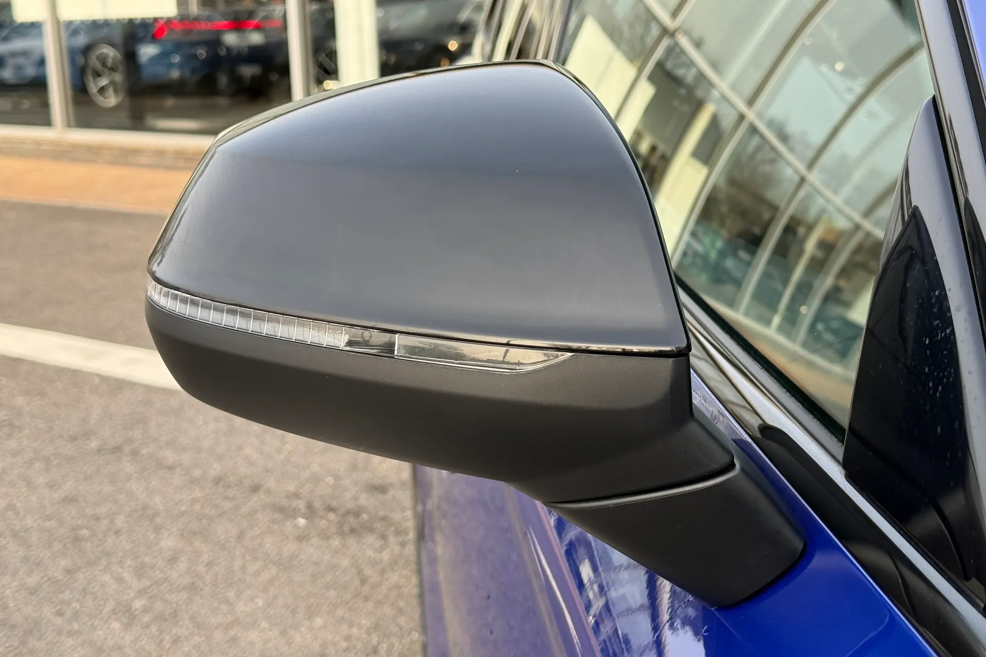 Audi Q5 thumbnail image number 8