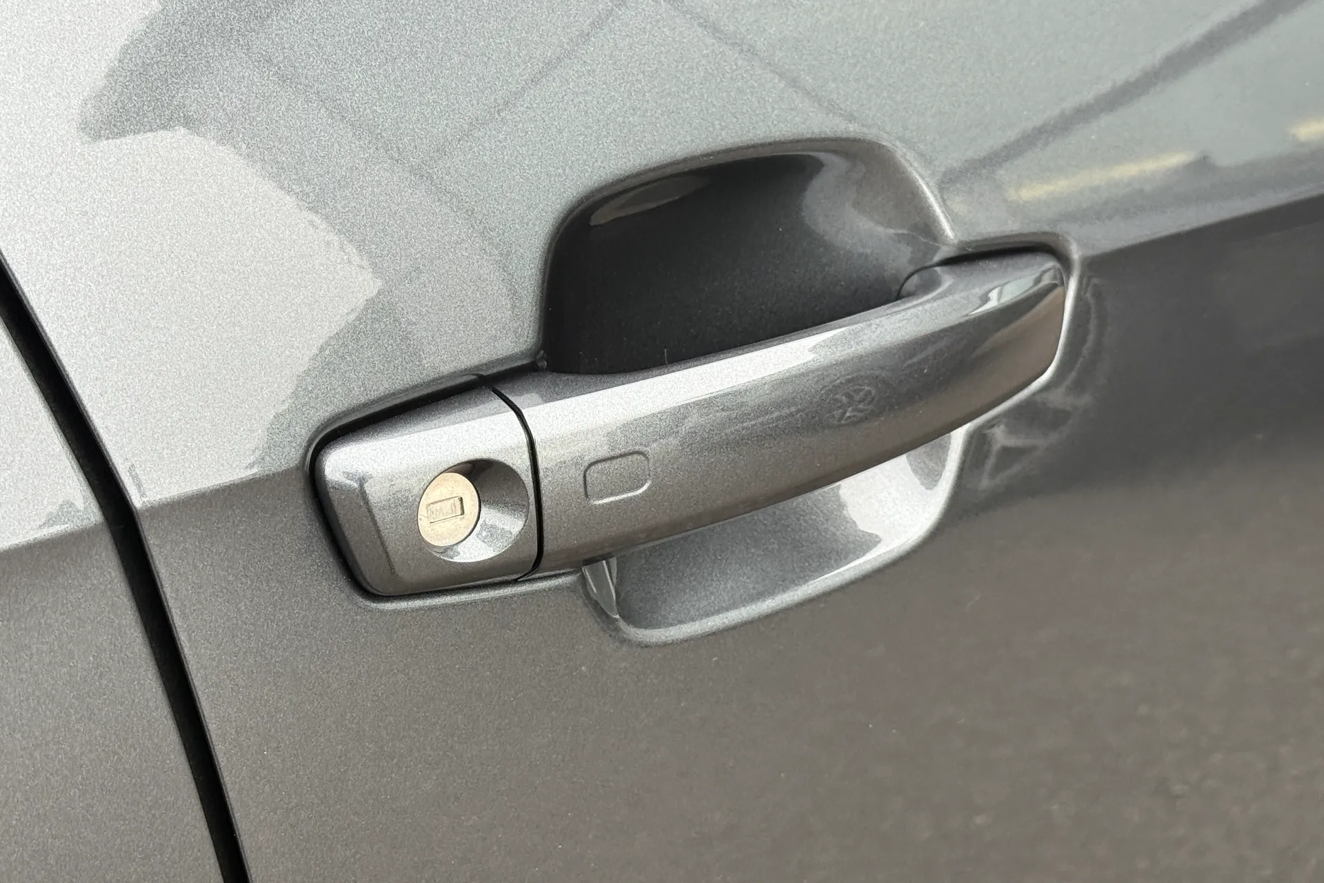 Audi Q2 thumbnail image number 38