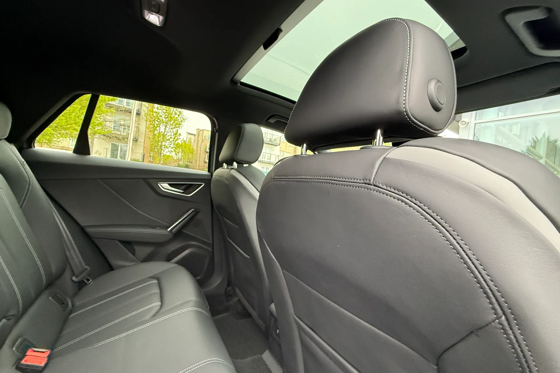 Audi Q2 thumbnail image number 42